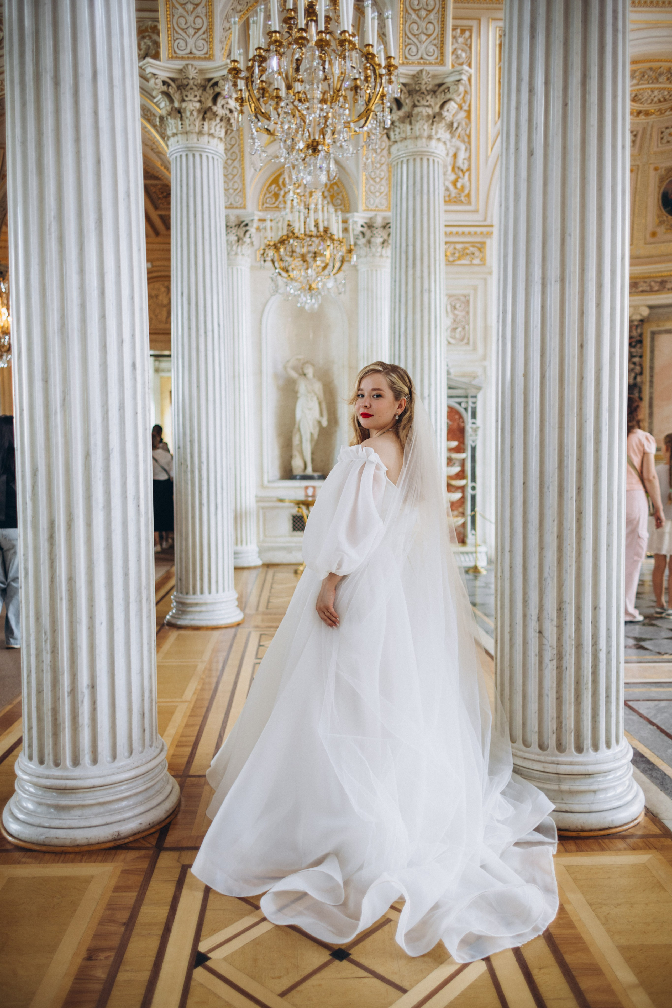 Прогулка в Эрмитаже. Свадебный и семейный фотограф в Санкт-Петербурге Яцына Юрий. Видеоопер