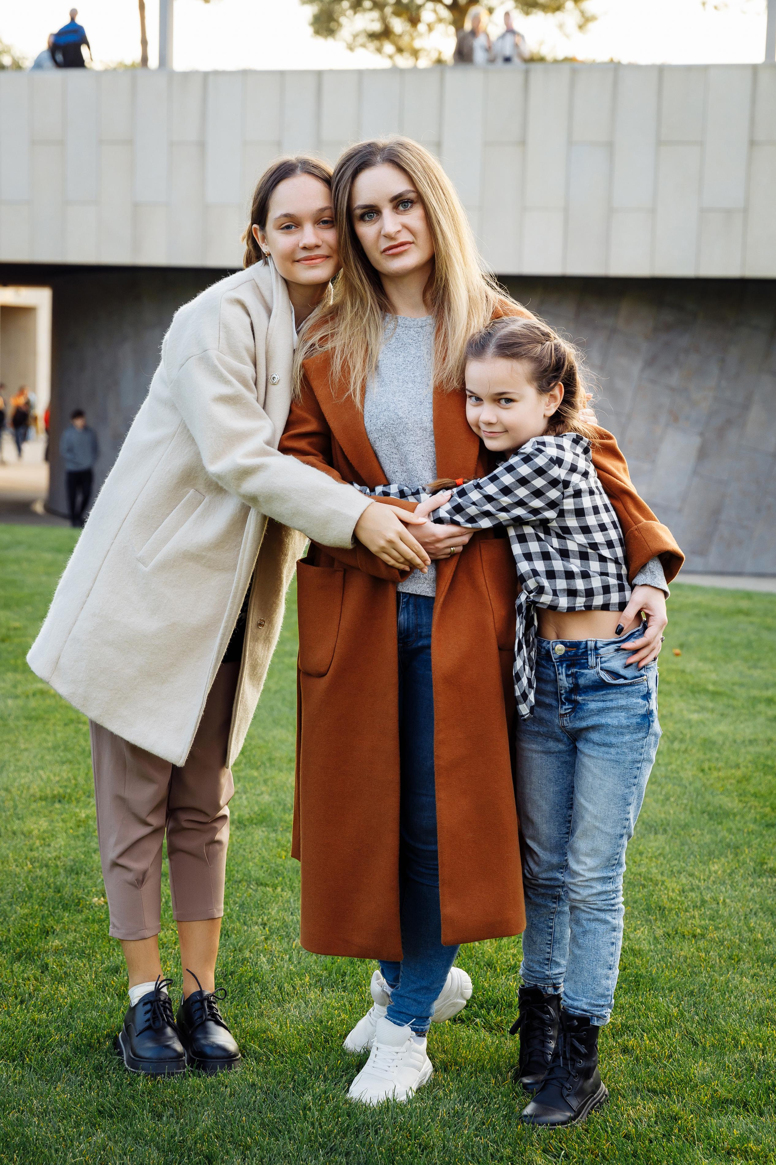 Семейная фотосессия в парке. Свадебный и семейный фотограф Ворожейкин Олег. Фотографирую во Владиво