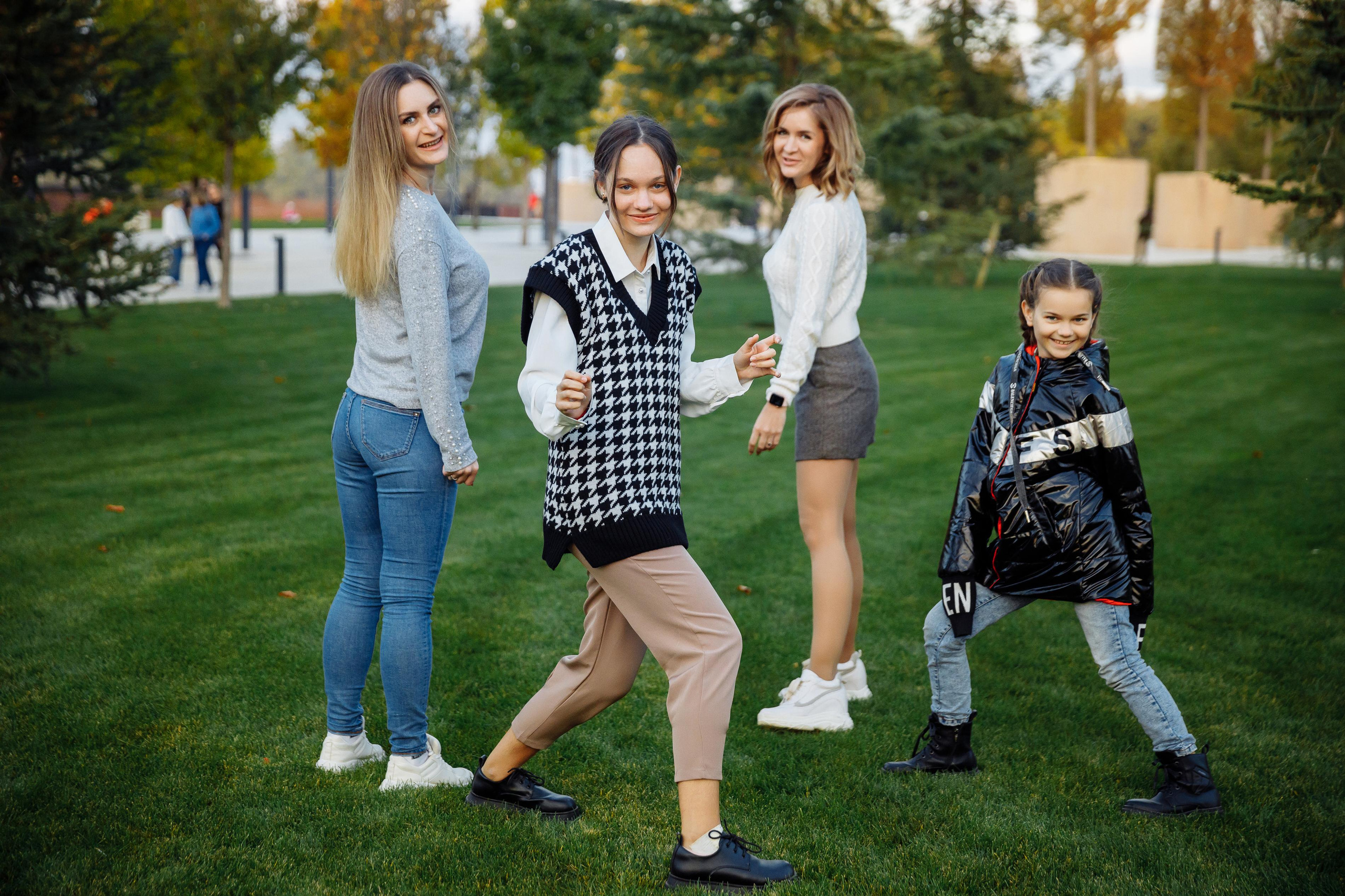 Семейная фотосессия в парке. Свадебный и семейный фотограф Ворожейкин Олег. Фотографирую во Владиво