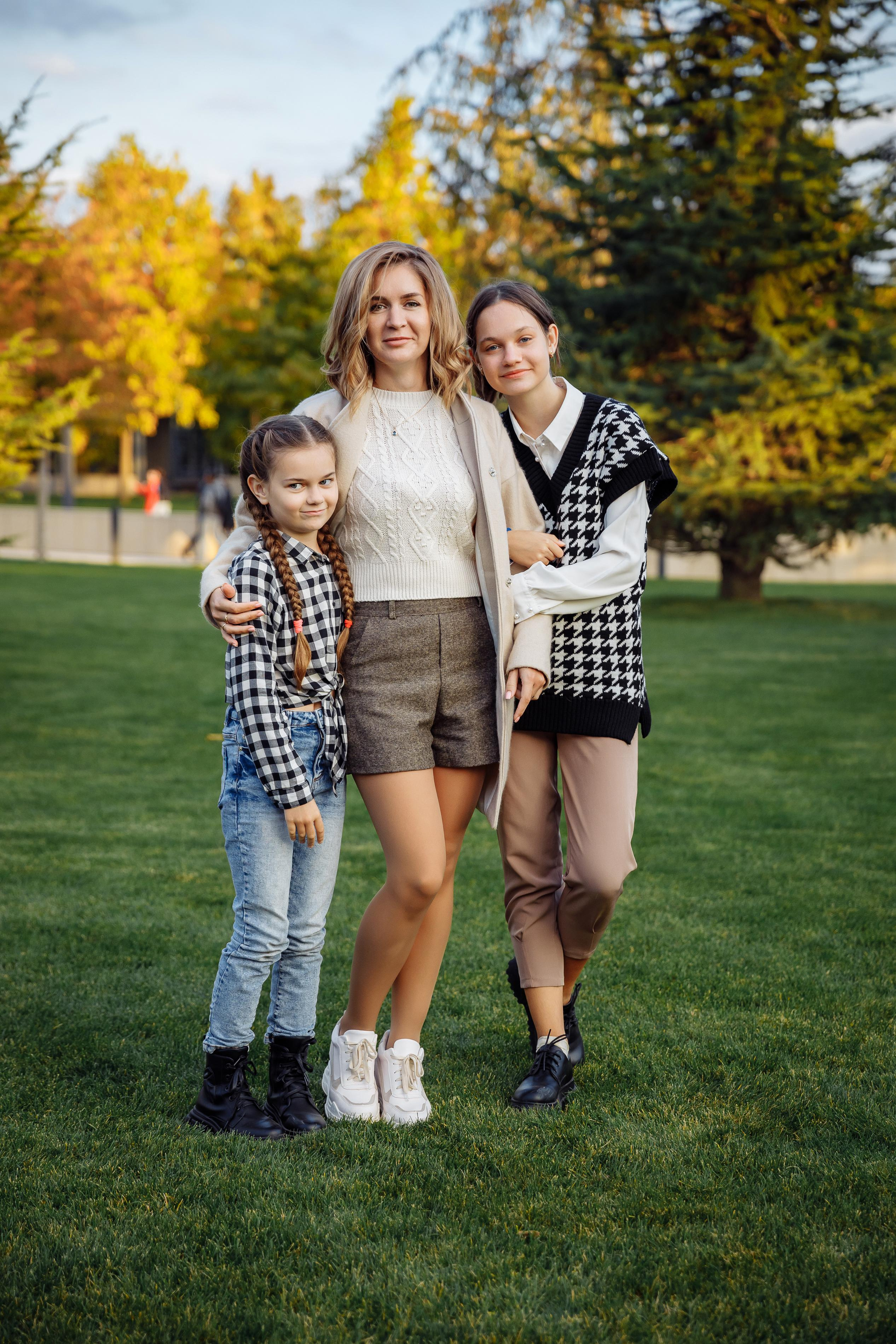 Семейная фотосессия в парке. Свадебный и семейный фотограф Ворожейкин Олег. Фотографирую во Владиво