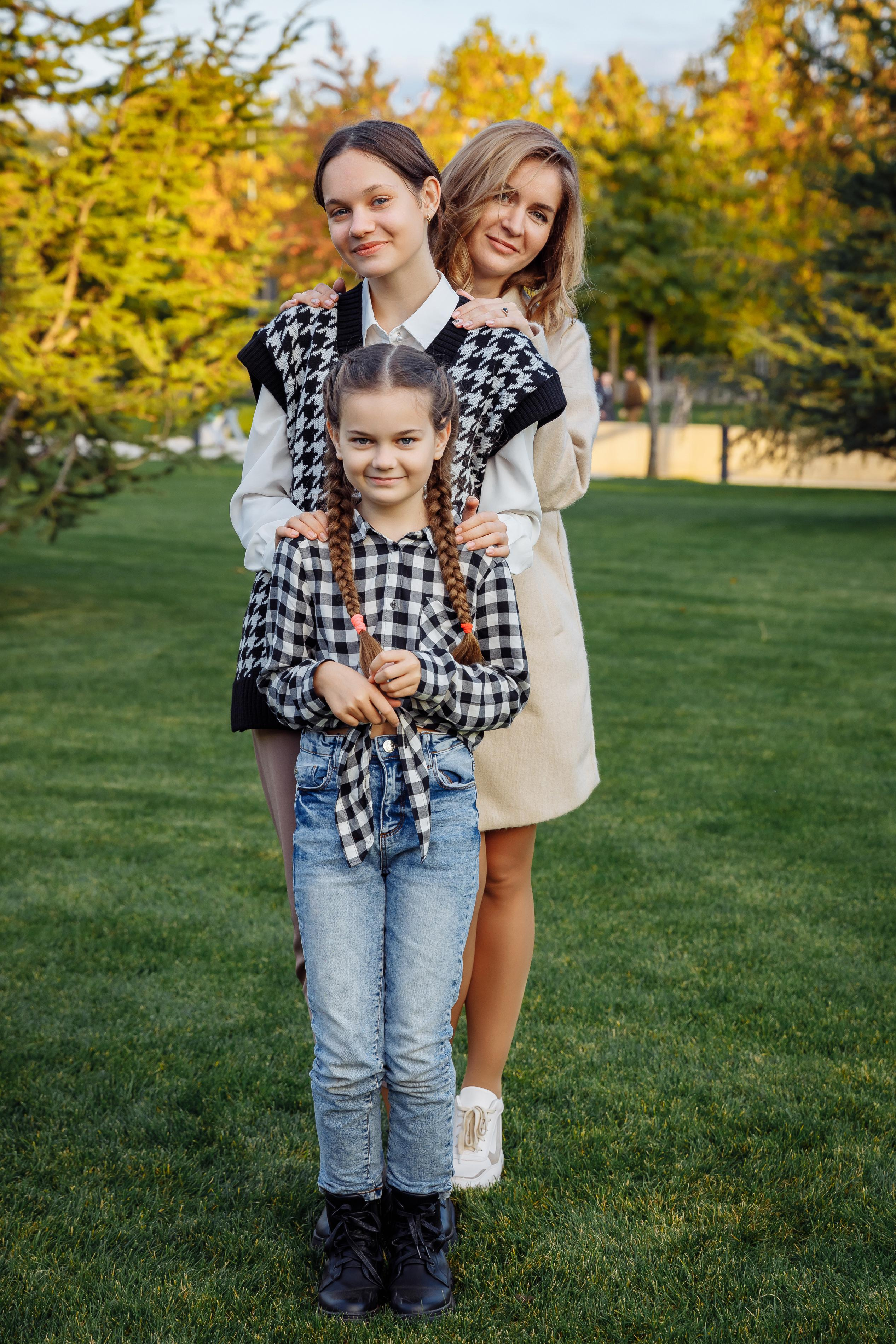 Семейная фотосессия в парке. Свадебный и семейный фотограф Ворожейкин Олег. Фотографирую во Владиво