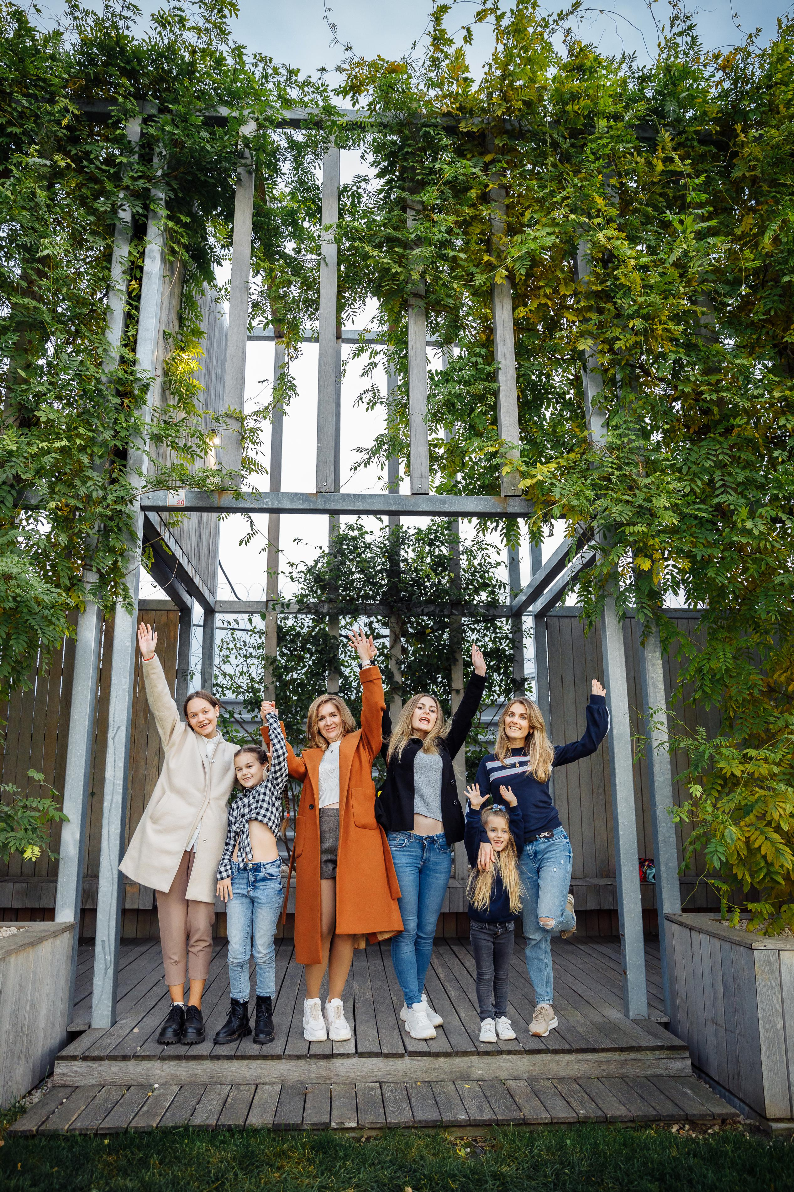 Семейная фотосессия в парке. Свадебный и семейный фотограф Ворожейкин Олег. Фотографирую во Владиво