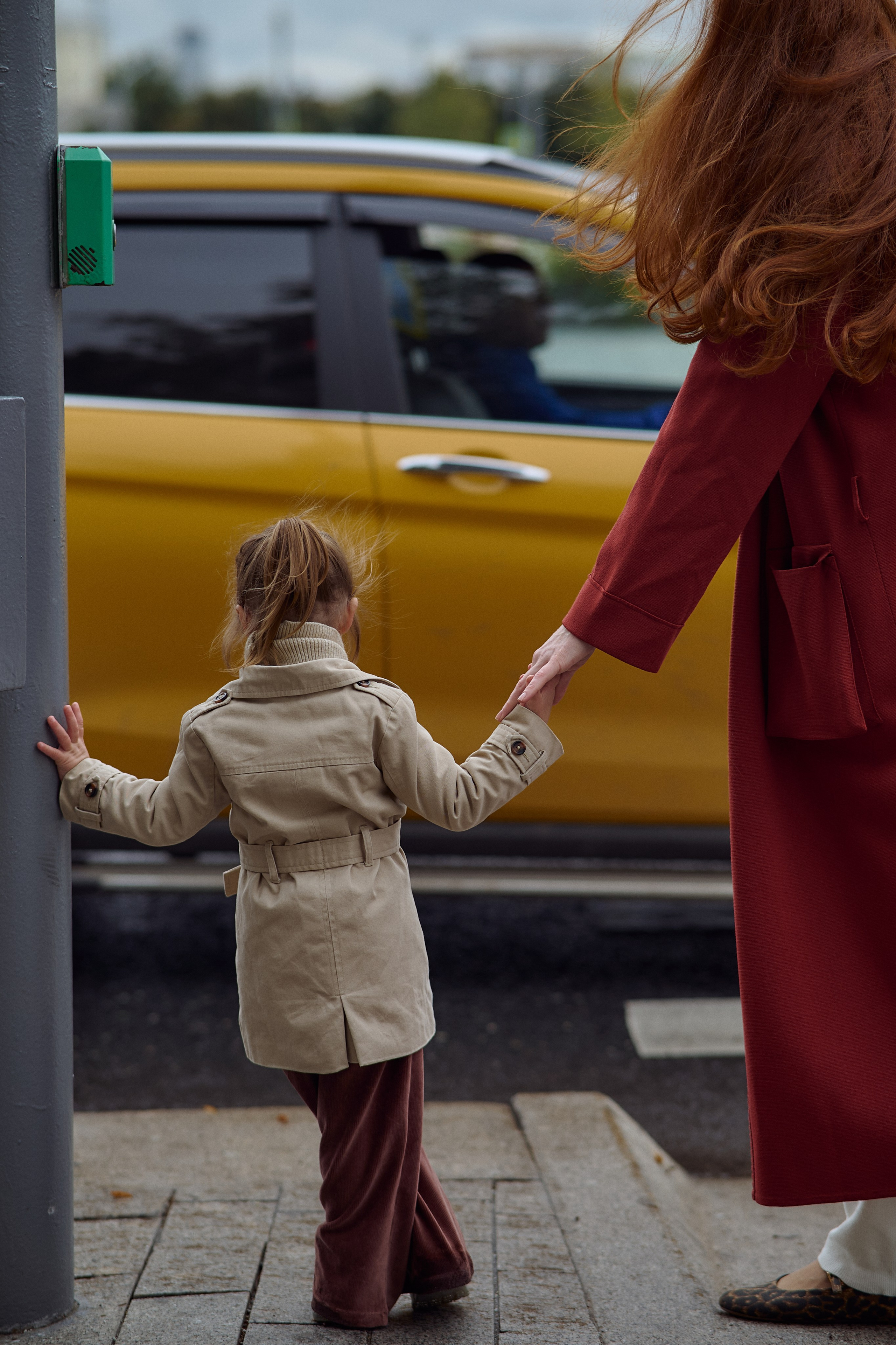 Рита и Кира. Прогулка по центру. Семейный и свадебный lifestyle-фотограф в Москве Мария Петрова
