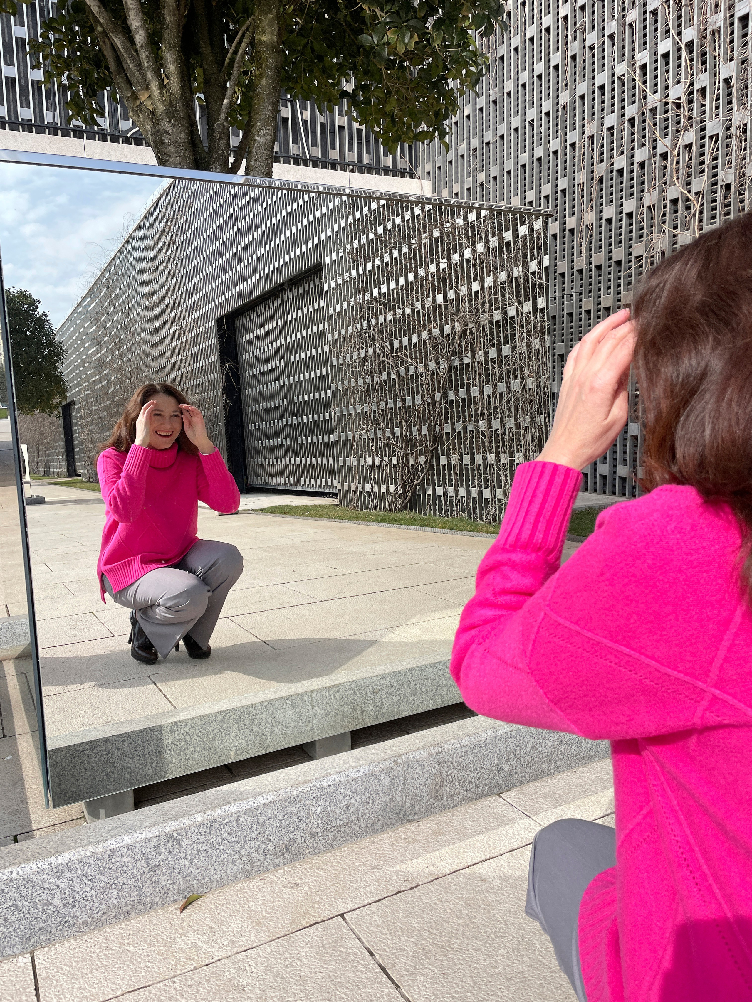 Фотосъемка на айфон. AI Фотограф Краснодар: мужские и женские фотосессии, стилизация съемки. Нейро-фотосессии онлайн