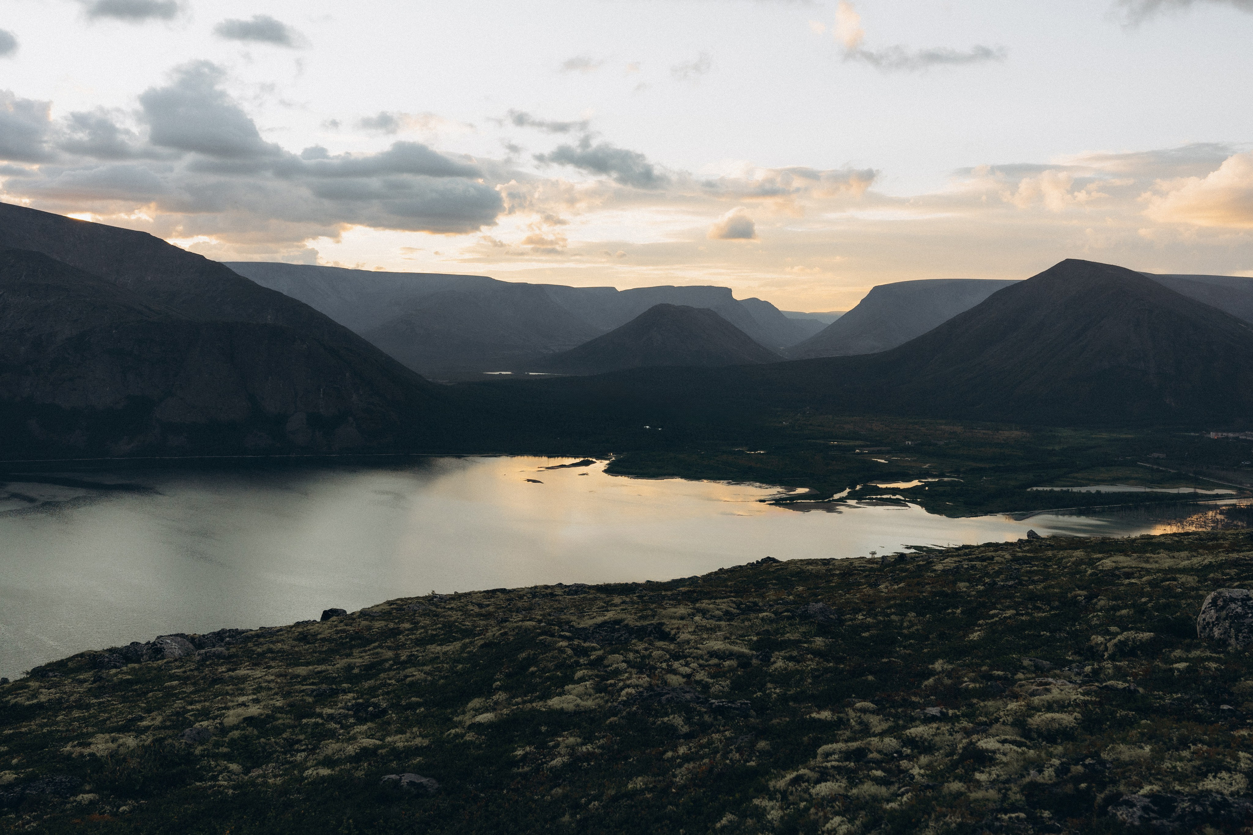 Роман и Валерия. Свадебный фотограф Артем Смирнов
