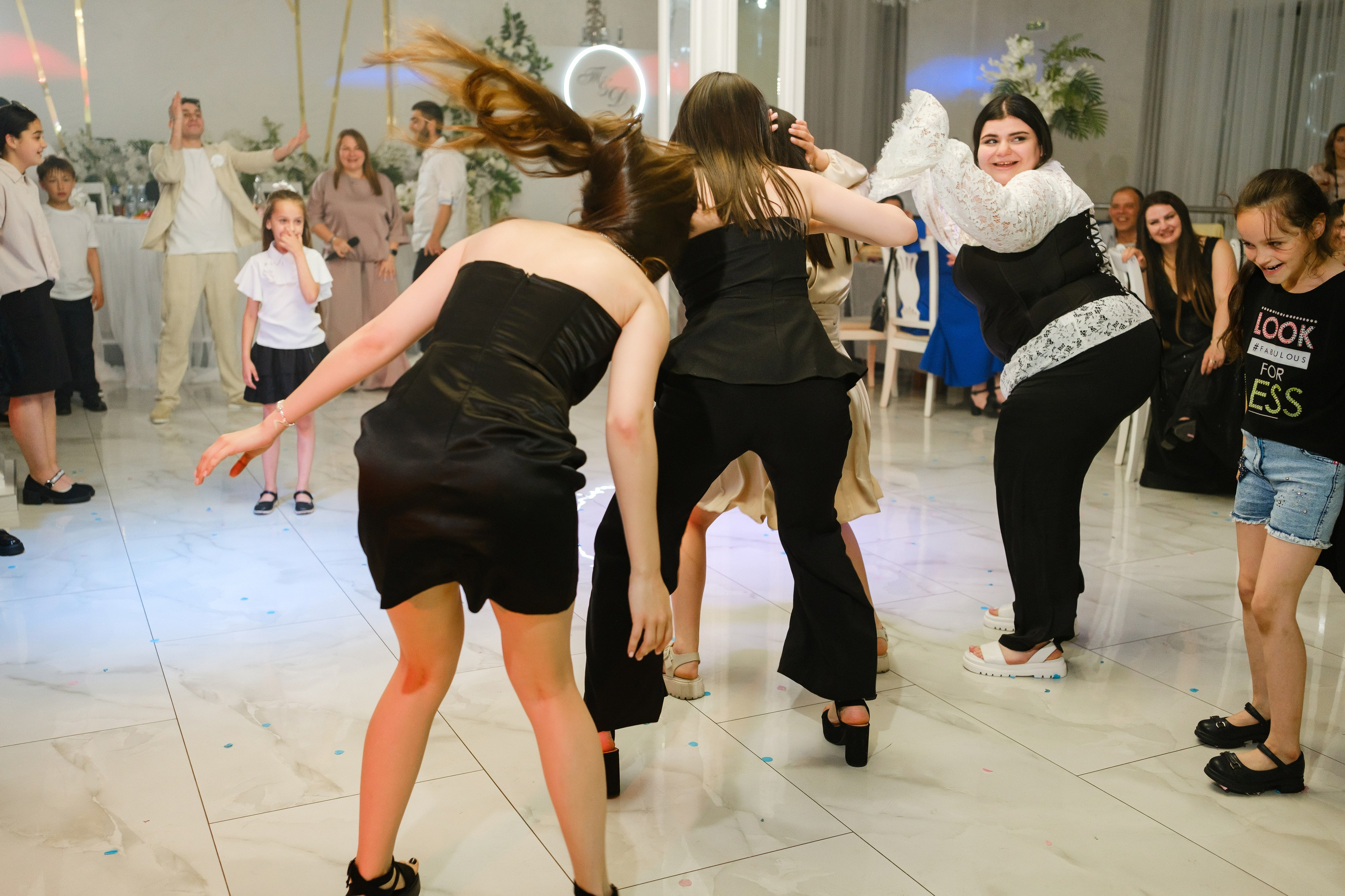 Тазабег и Диана. Свадебный фотограф | репортаж | праздники | крещение