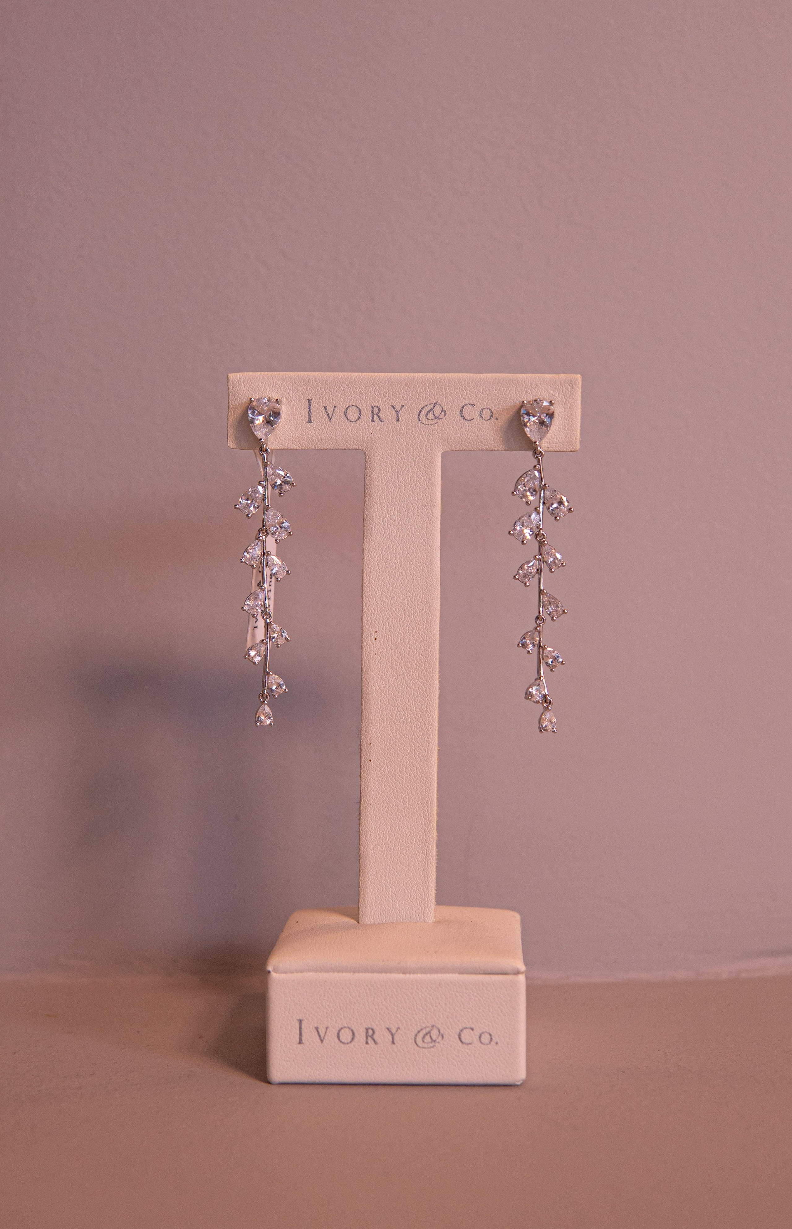 La Esposa. Wedding Photographer in Barcelona and Medellin