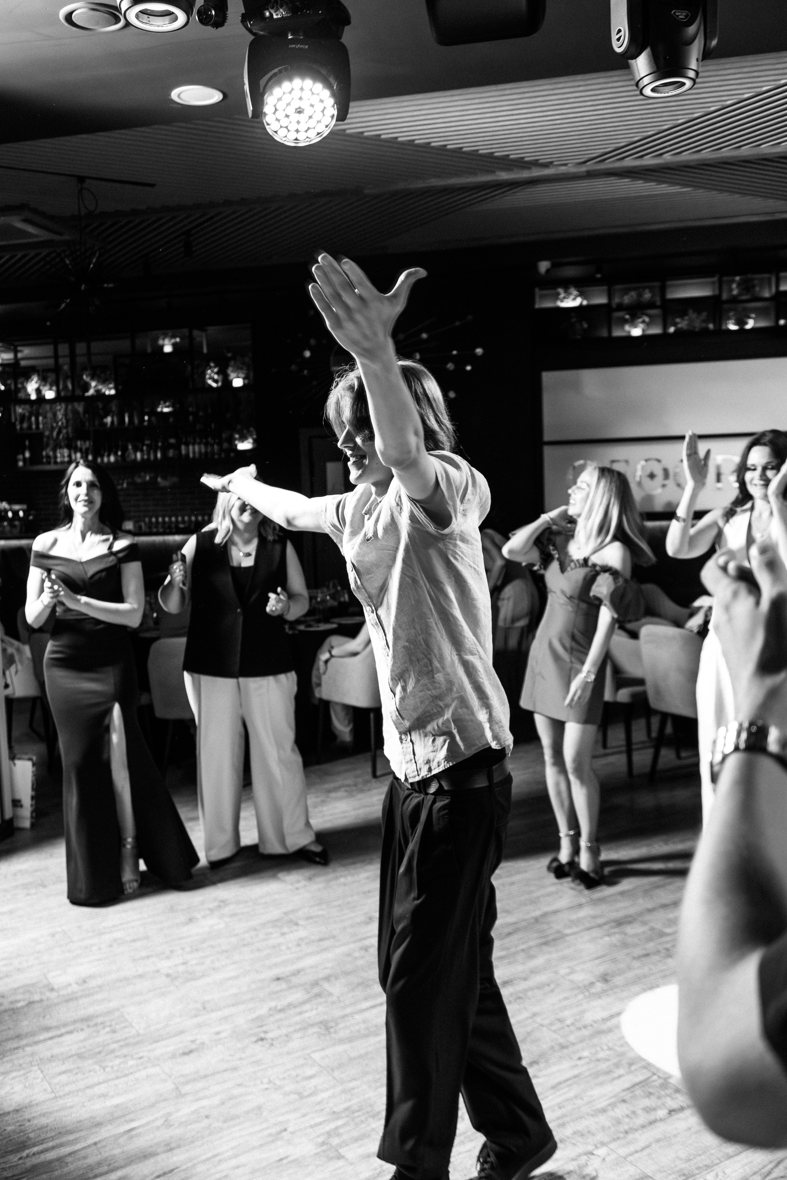 Выпускной 9В класса 2025. Артур Иликчян — Wedding & Event фотограф в Краснодаре