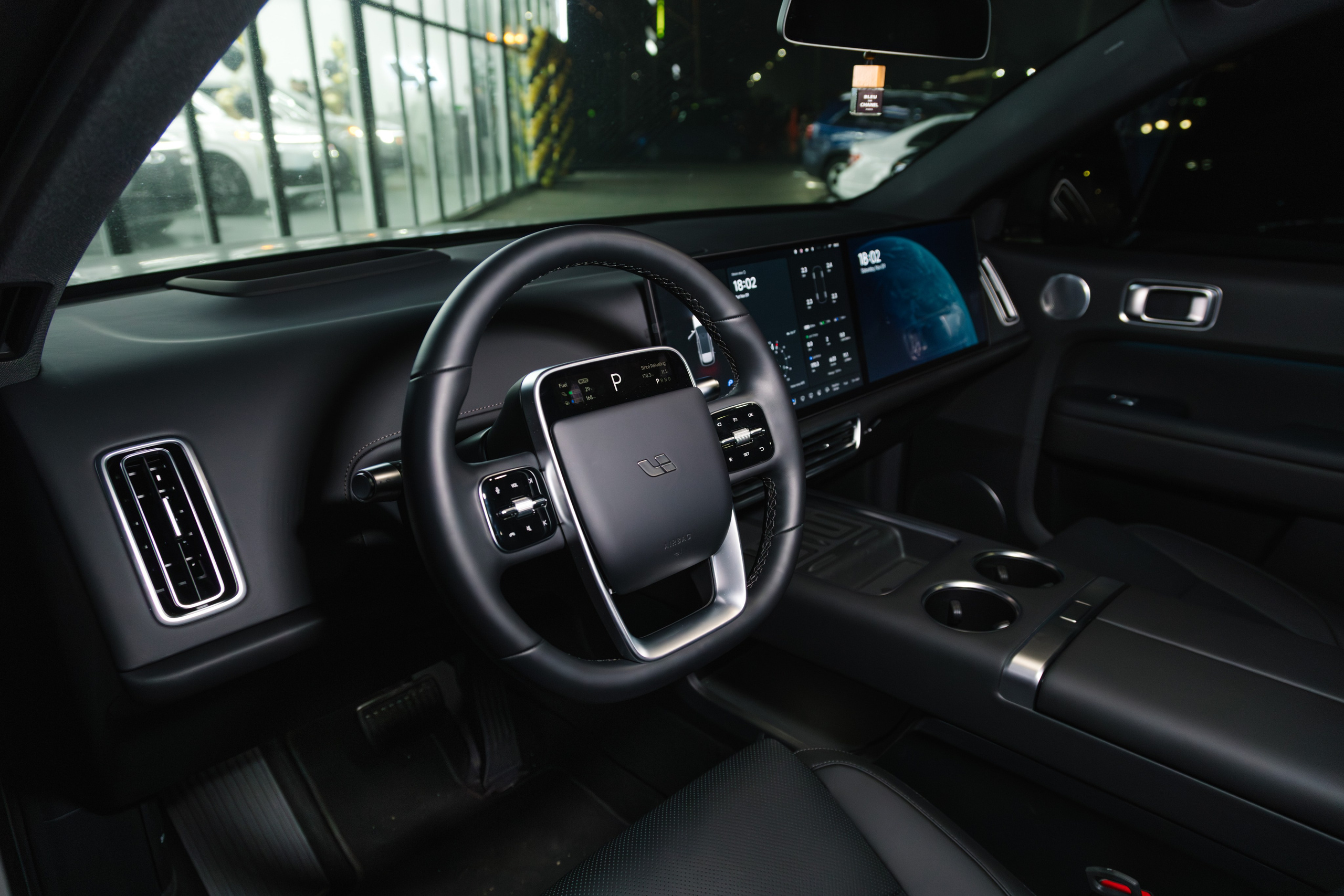 Открытие автосалона Li Auto. Артур Иликчян — Wedding & Event фотограф в Краснодаре