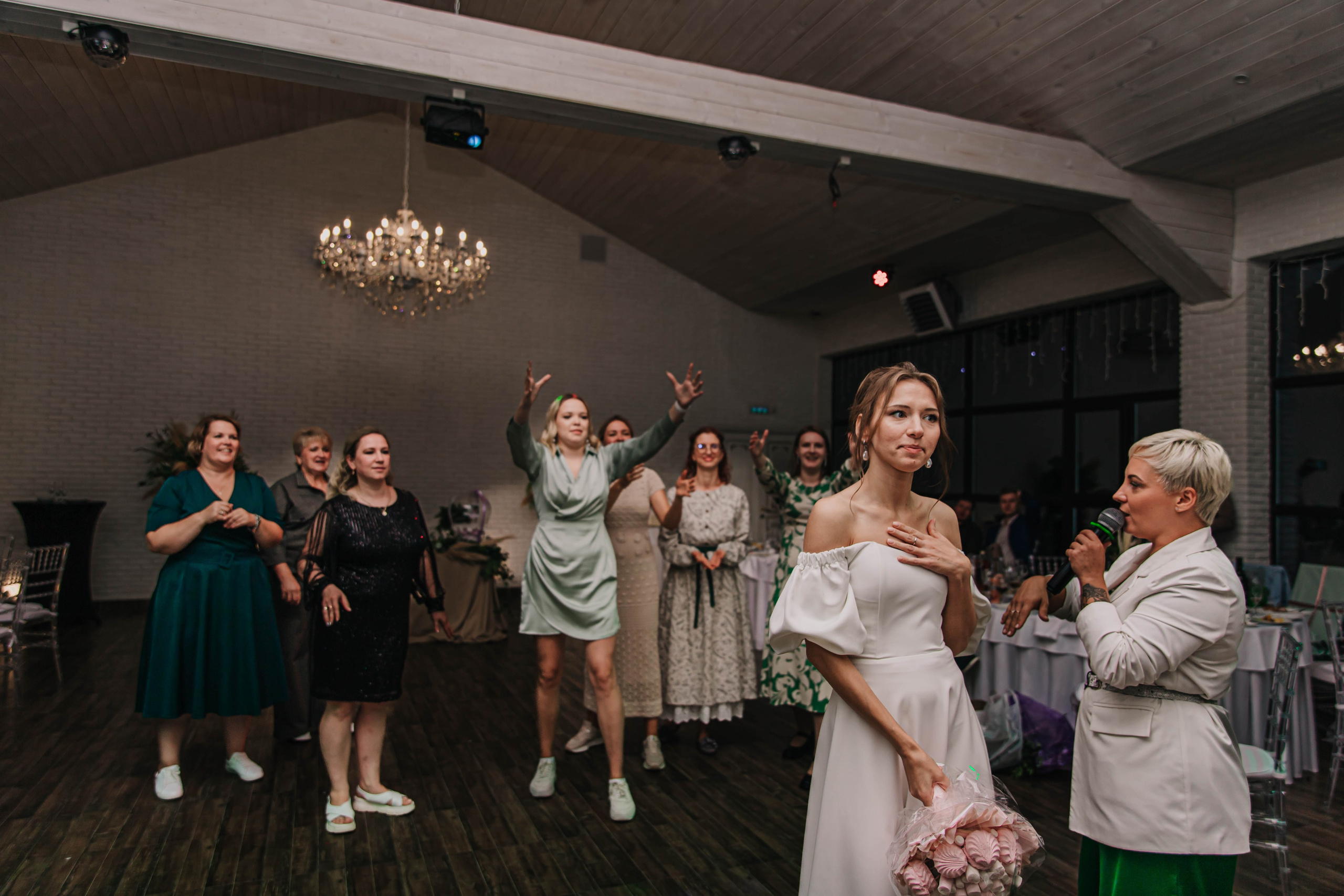 Вячеслав и Анастасия (пакет «Весь день»). Фотограф Дарья Маташкова