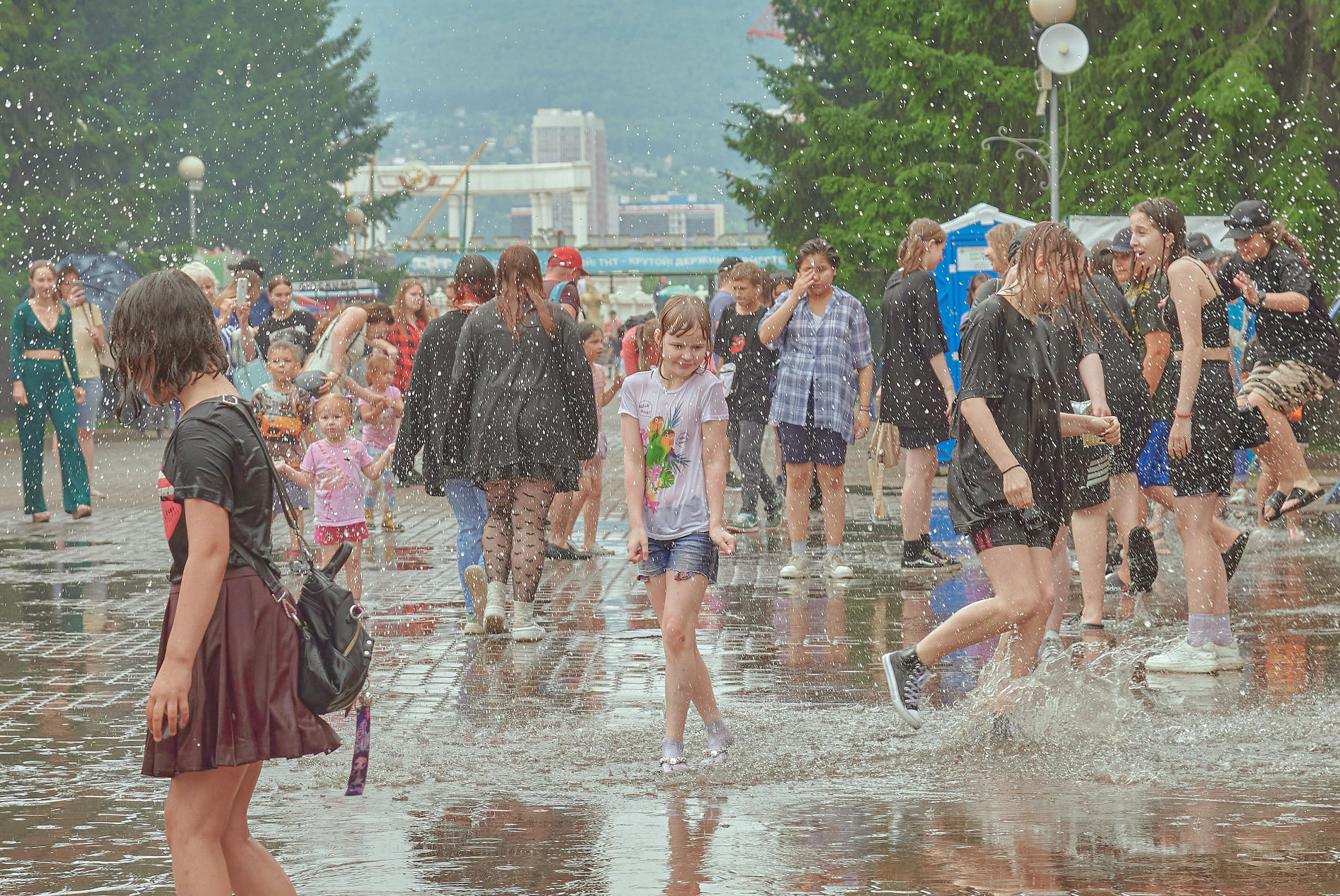Портфолио репортажной фотосъёмки: Иван Купало в Центральном парке Красноярск. Фотограф Яковлев Роман — Красноярск