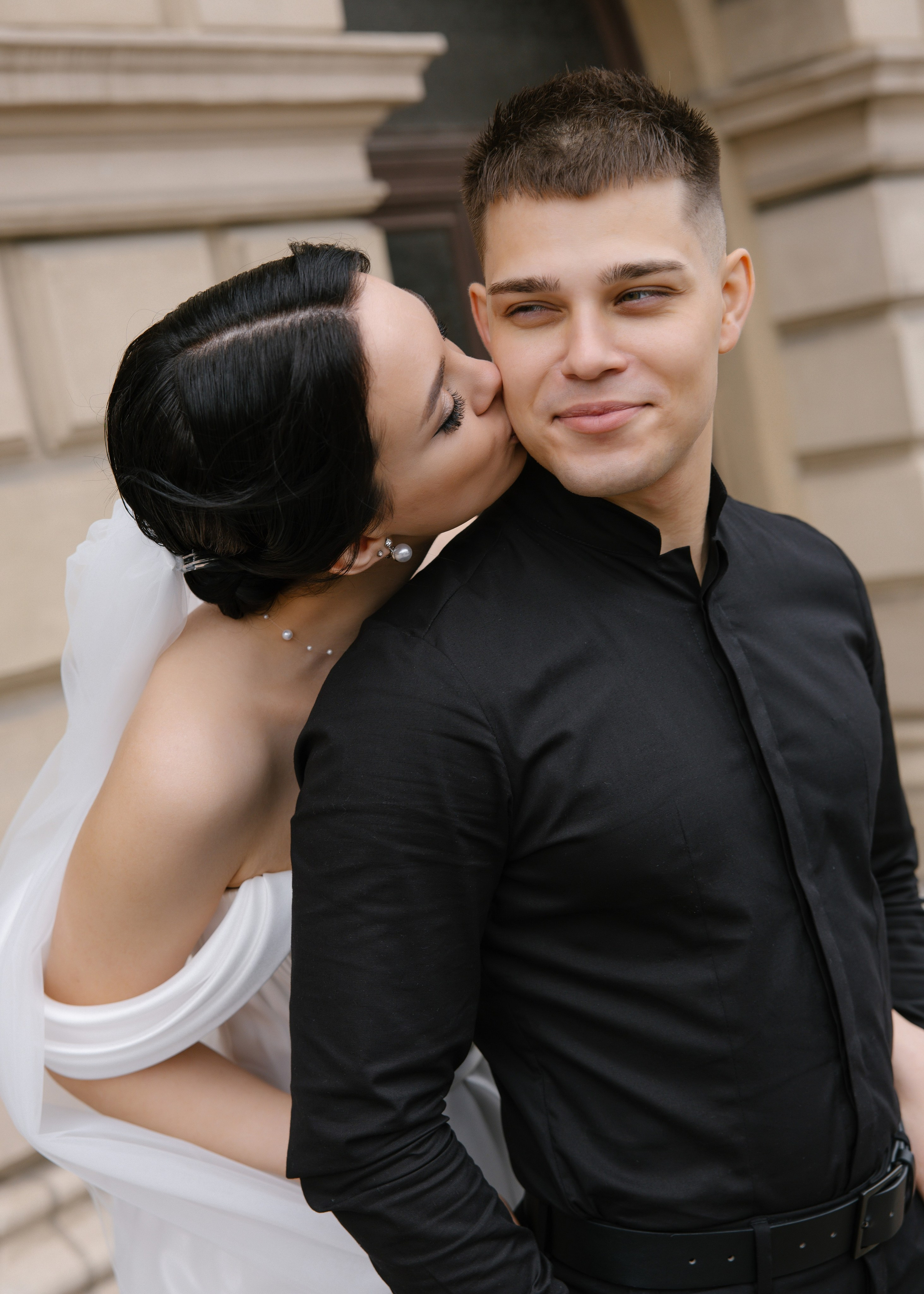 Дарина и Данил в музее изобразительных искусств. Свадебный фотограф в Калининграде Ольга Пасечник