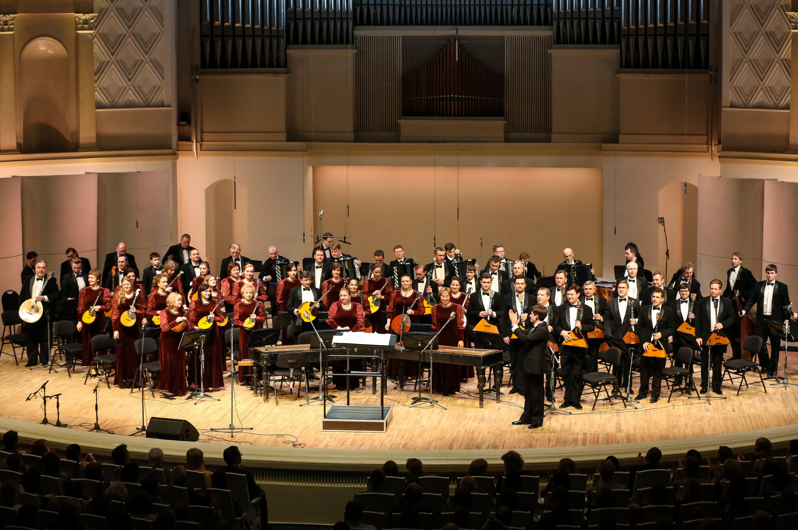 Концерт «Один виток вокруг планеты» ко Дню космонавтики. Дарья Письменюк / Darya Leitstern — фотограф, музыкант, журналист, путешественник