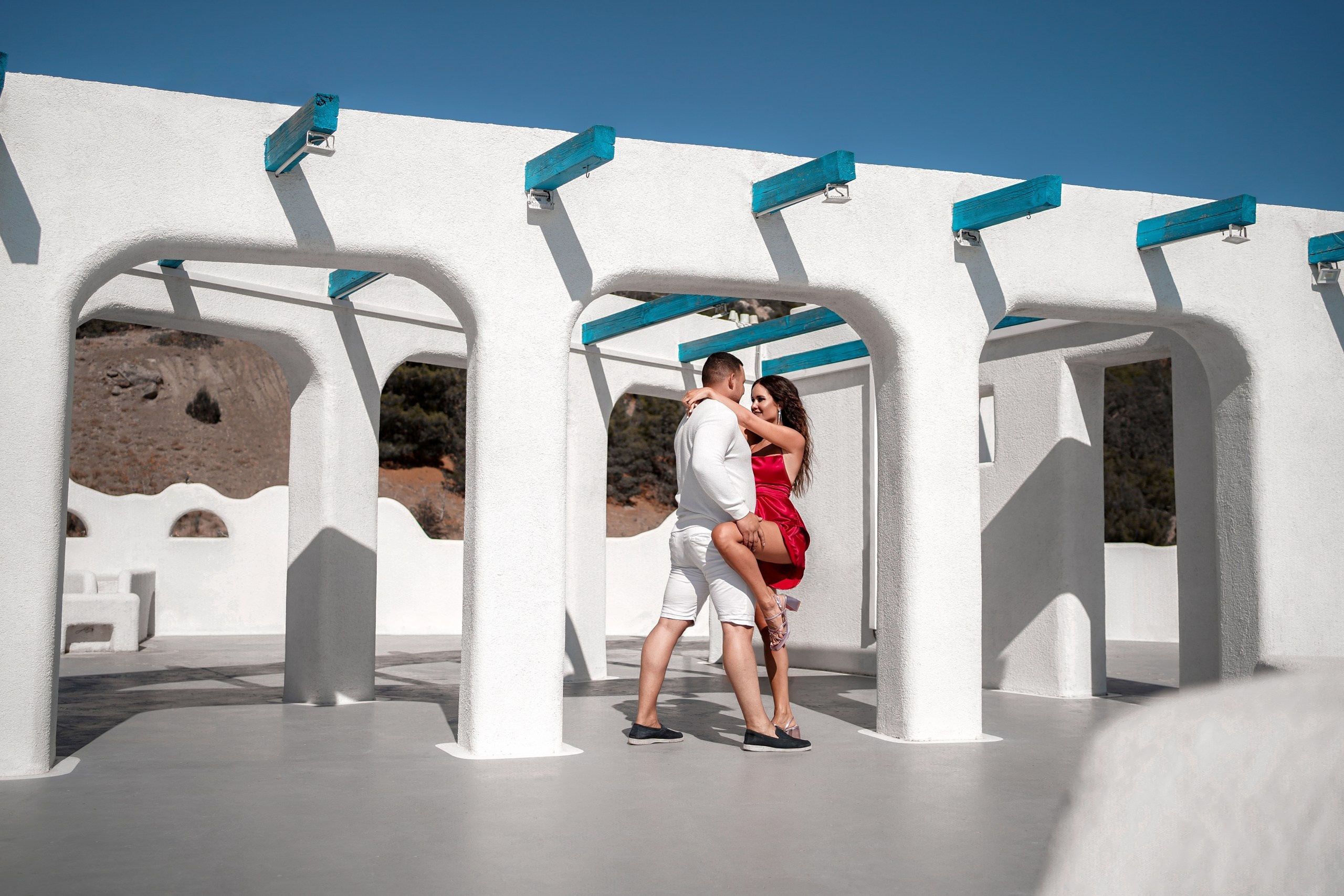 Крымский Санторини. Владимир и Елизавета на парной фотосессии в Севастополе. Свадебный фотограф в Ростове-на-Дону. Таинство Крещения и Венчания, семейные фотосессии. Алёна Чёботова