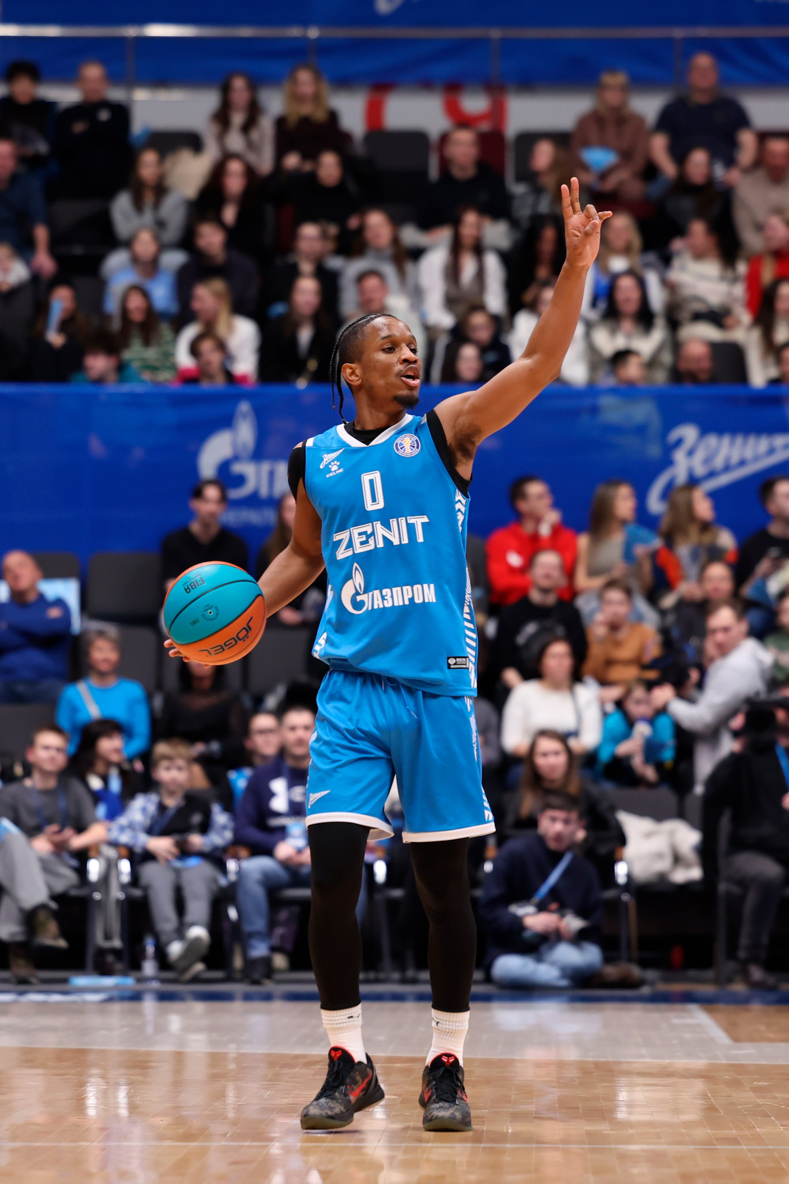 БК Зенит — БК Уникс 13.02.2025. Спортивный и репортажный фотограф Антон Тереханов