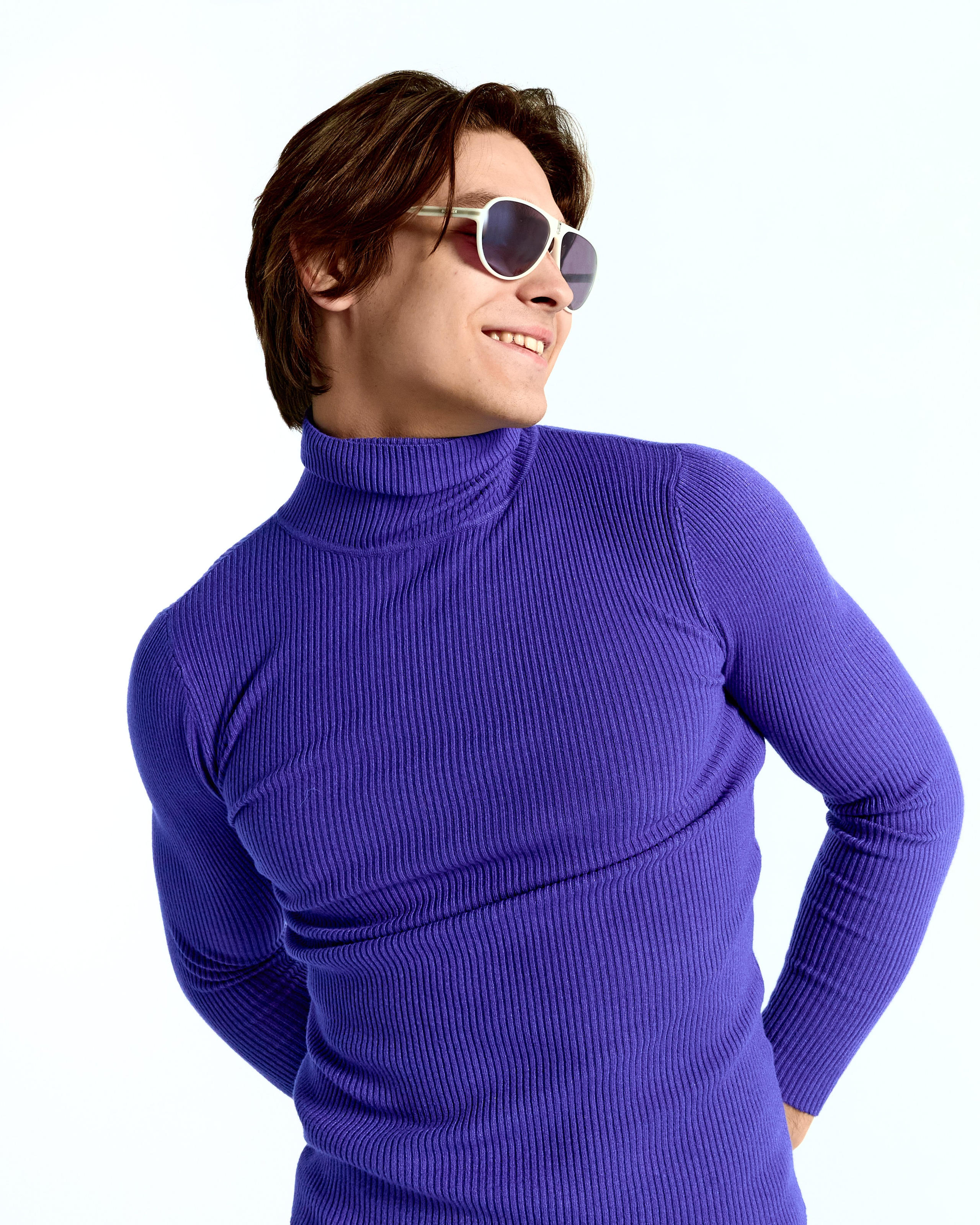 Glazburg optics. Святослав Лебедев | Рекламный фотограф — Коммерческая съемка, Арт-дирекшн, AI-интеграция