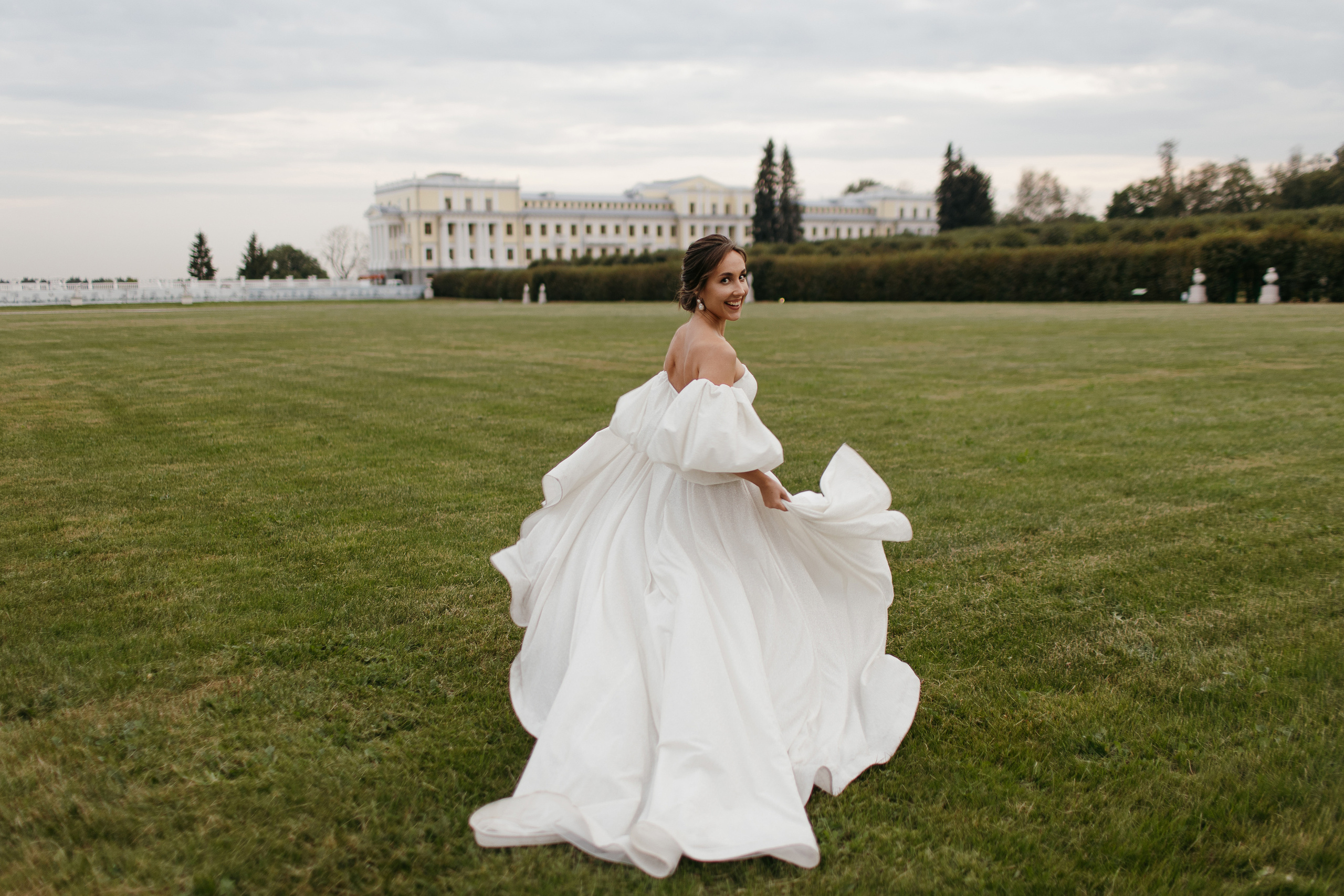 Улыбки и поцелуи. Свадебный фотограф — Ефимов Сергей