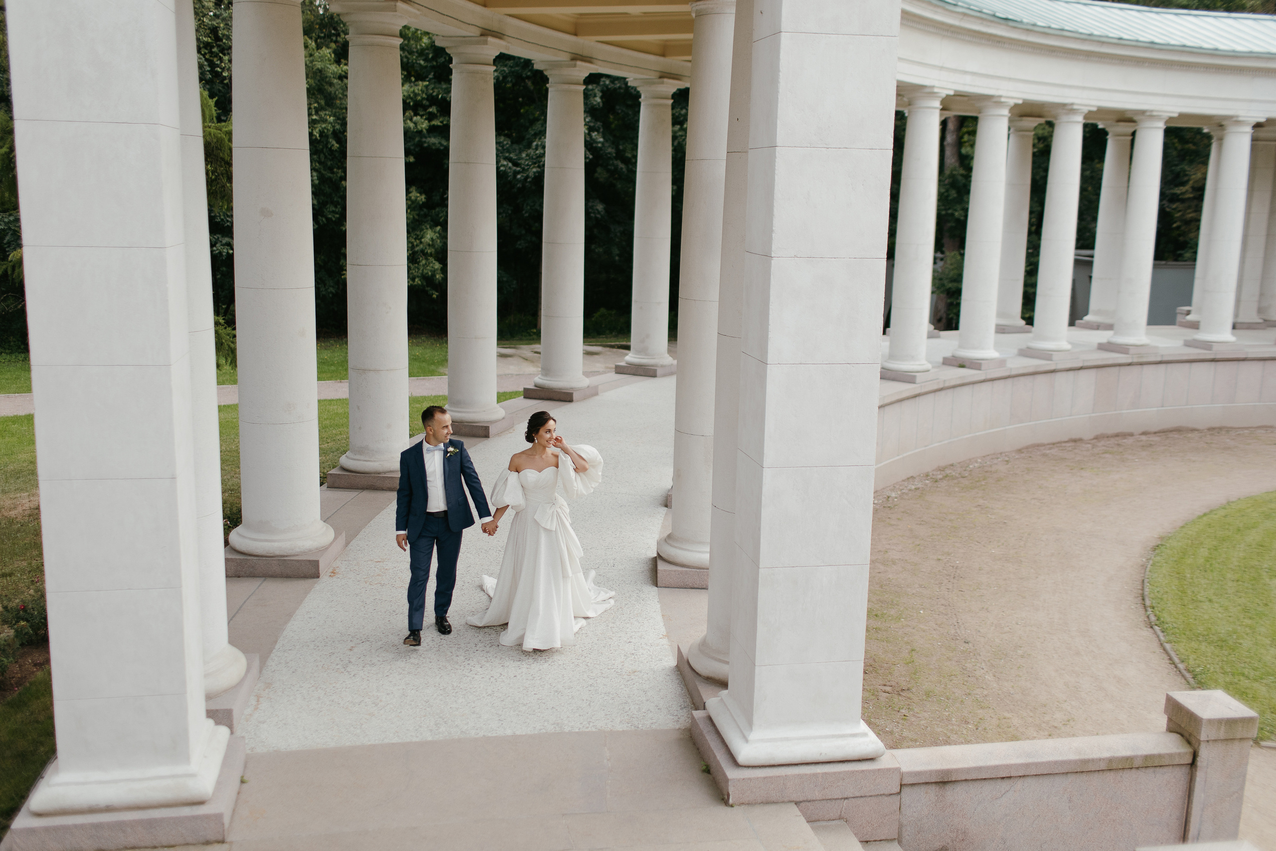 Улыбки и поцелуи. Свадебный фотограф — Ефимов Сергей
