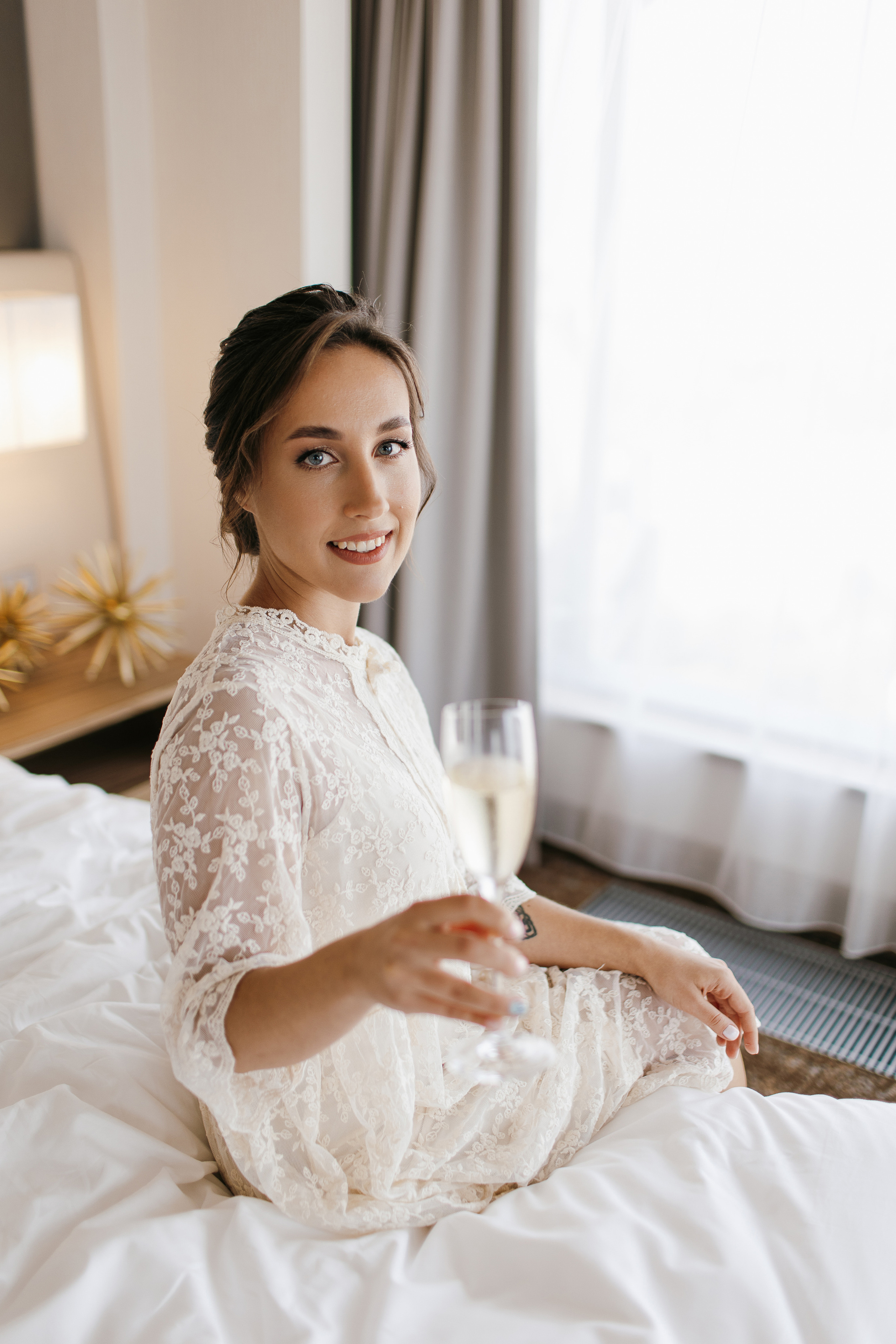 Улыбки и поцелуи. Свадебный фотограф — Ефимов Сергей