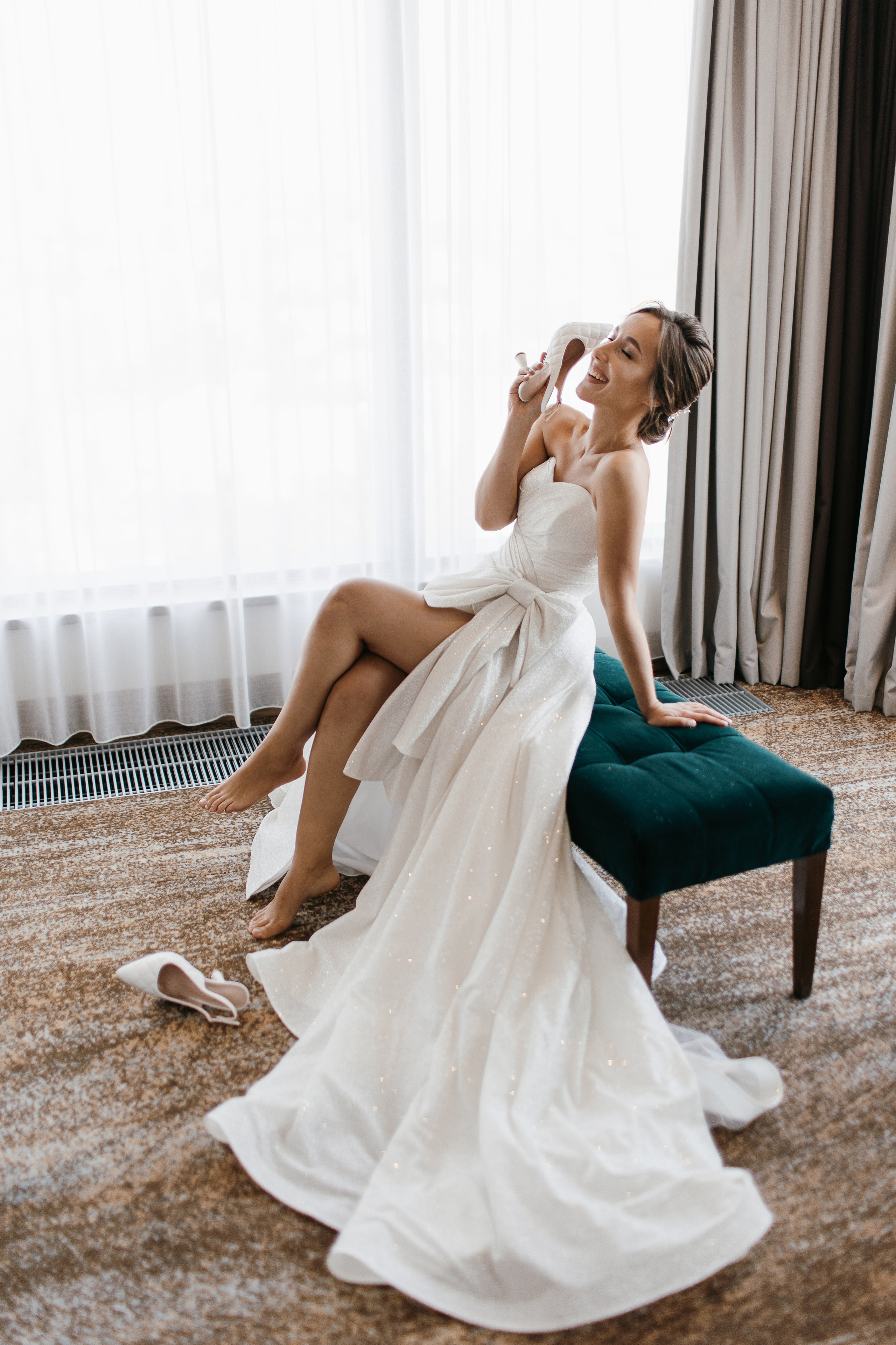 Улыбки и поцелуи. Свадебный фотограф — Ефимов Сергей