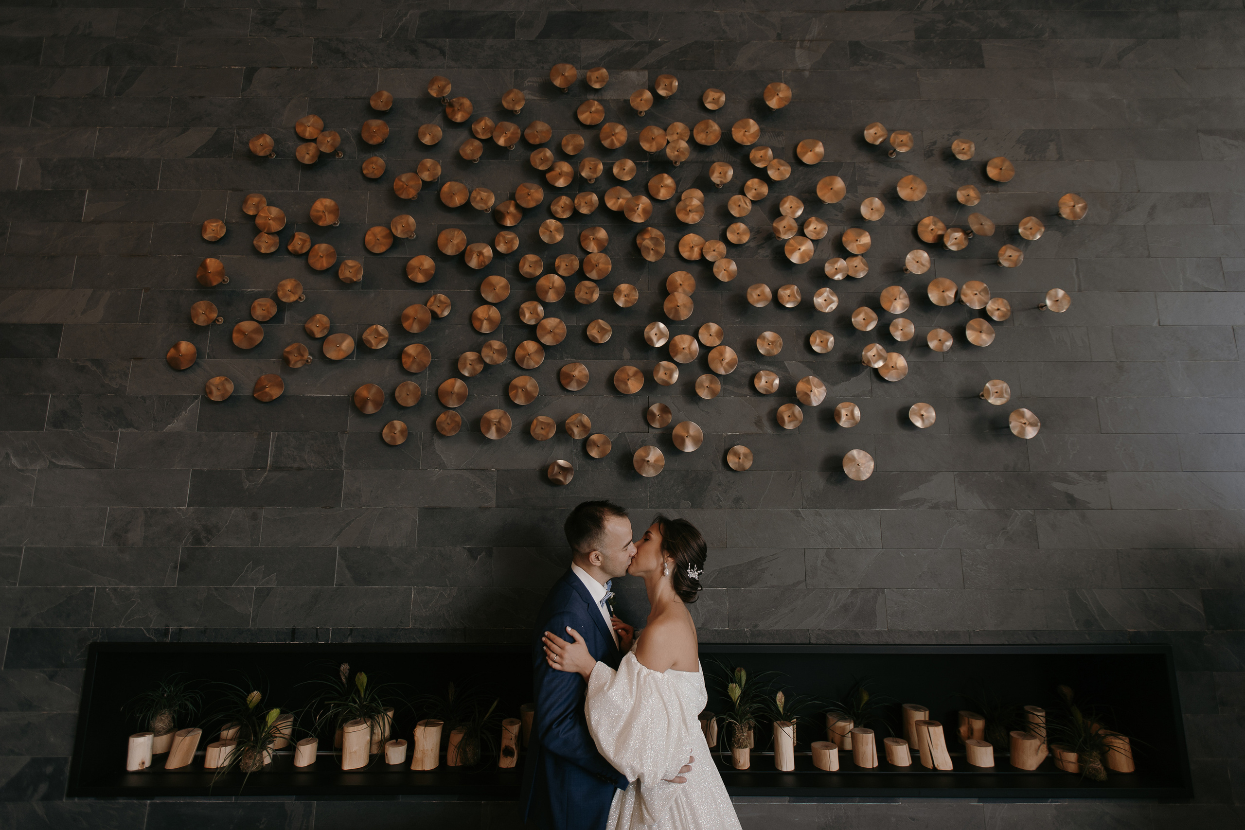 Улыбки и поцелуи. Свадебный фотограф — Ефимов Сергей