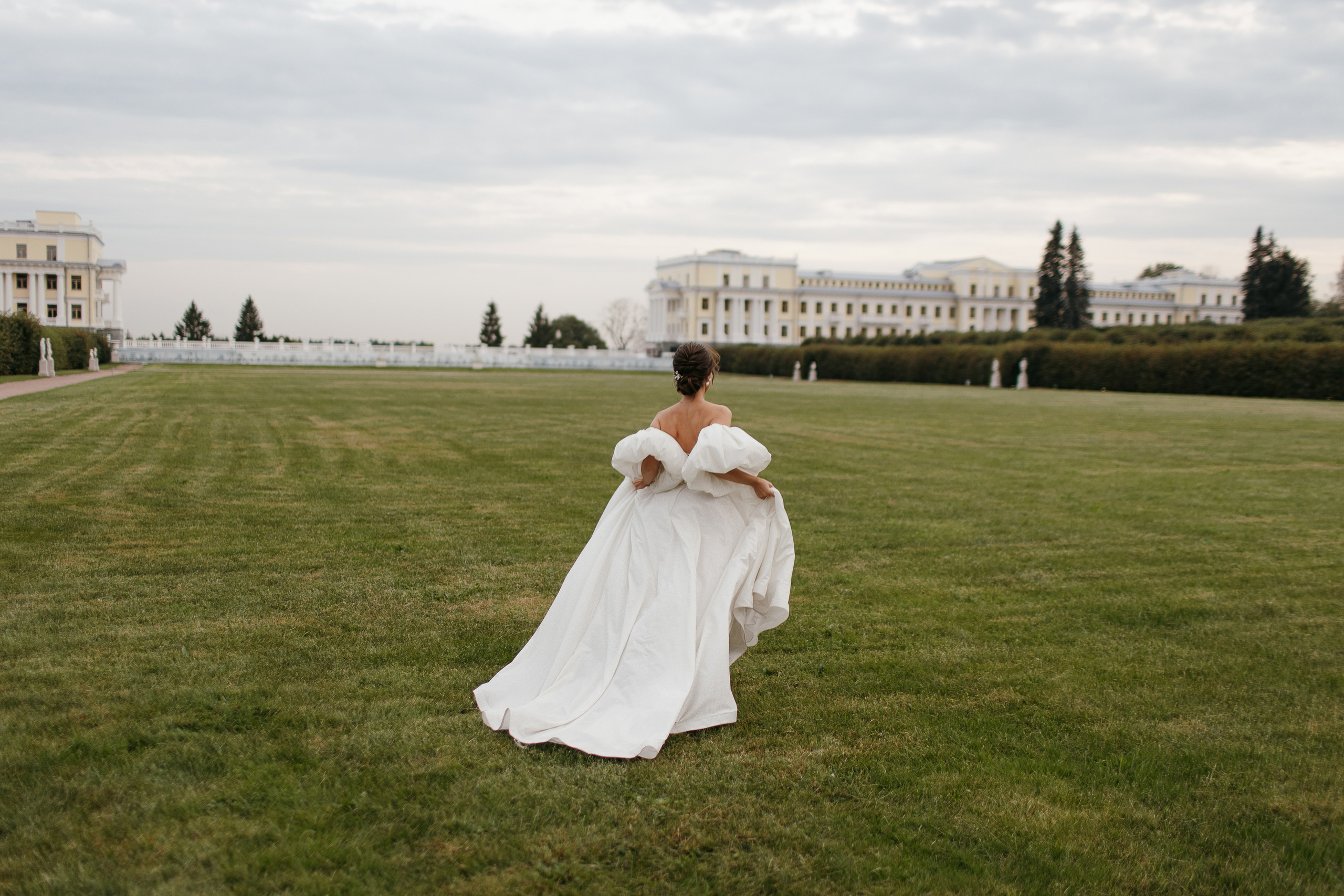 Улыбки и поцелуи. Свадебный фотограф — Ефимов Сергей