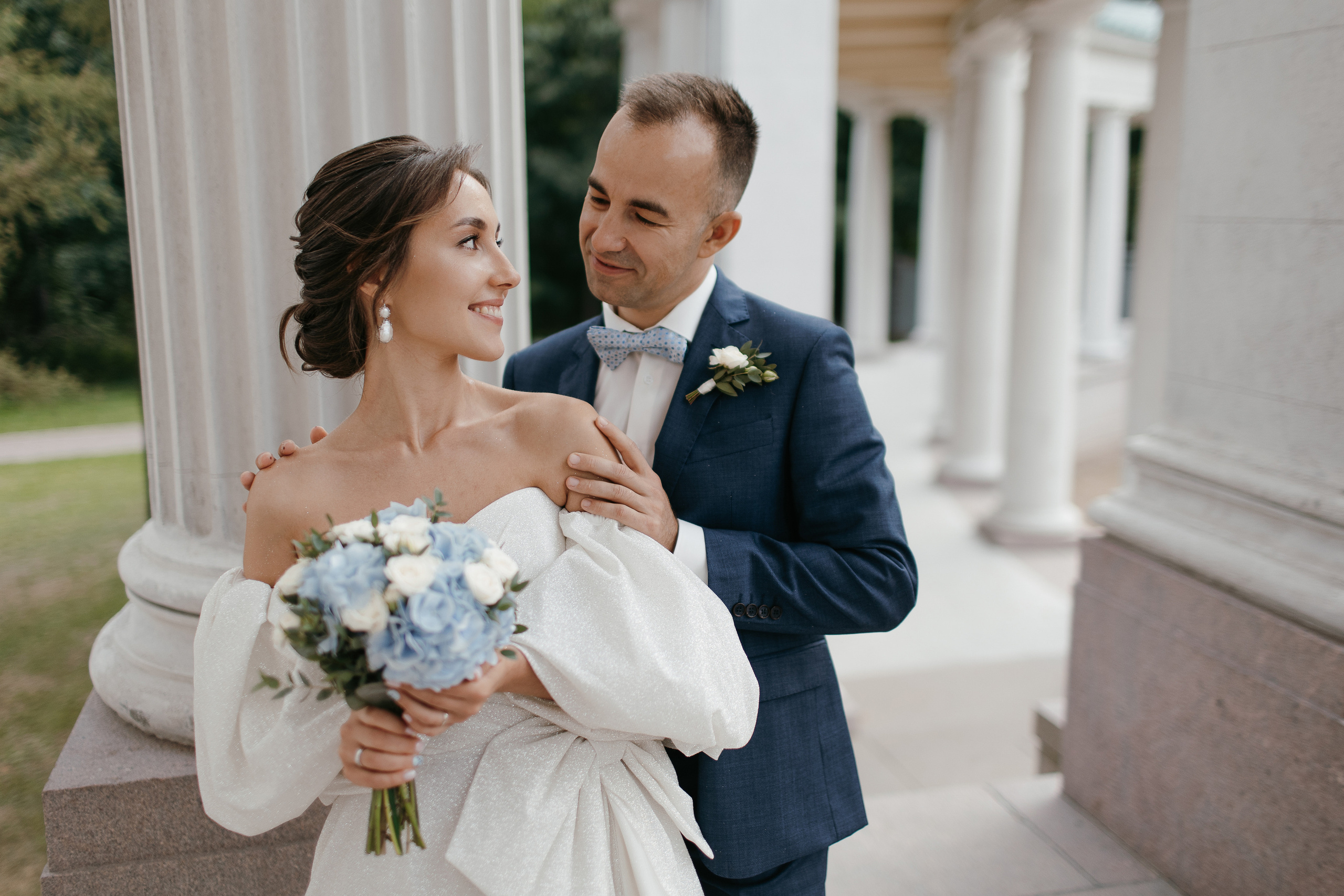 Улыбки и поцелуи. Свадебный фотограф — Ефимов Сергей