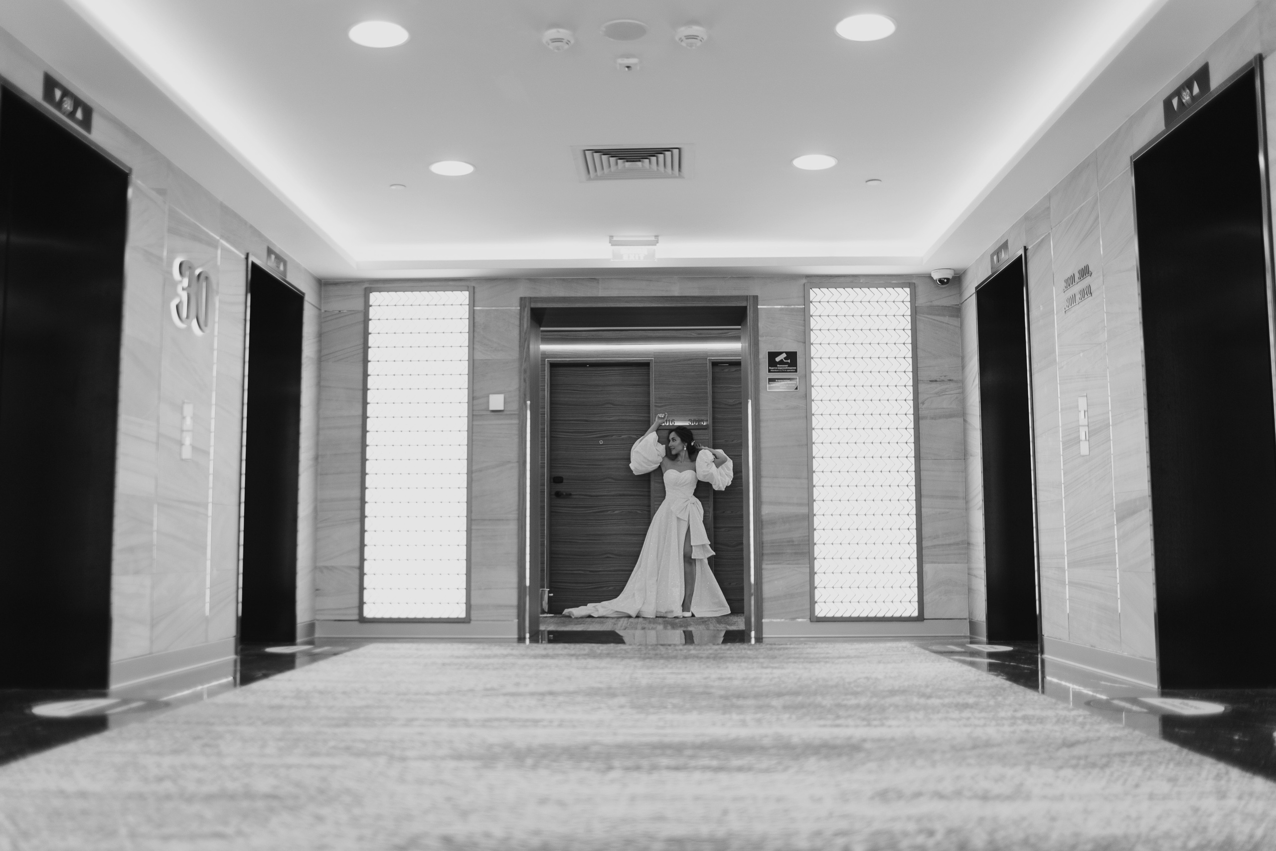 Улыбки и поцелуи. Свадебный фотограф — Ефимов Сергей