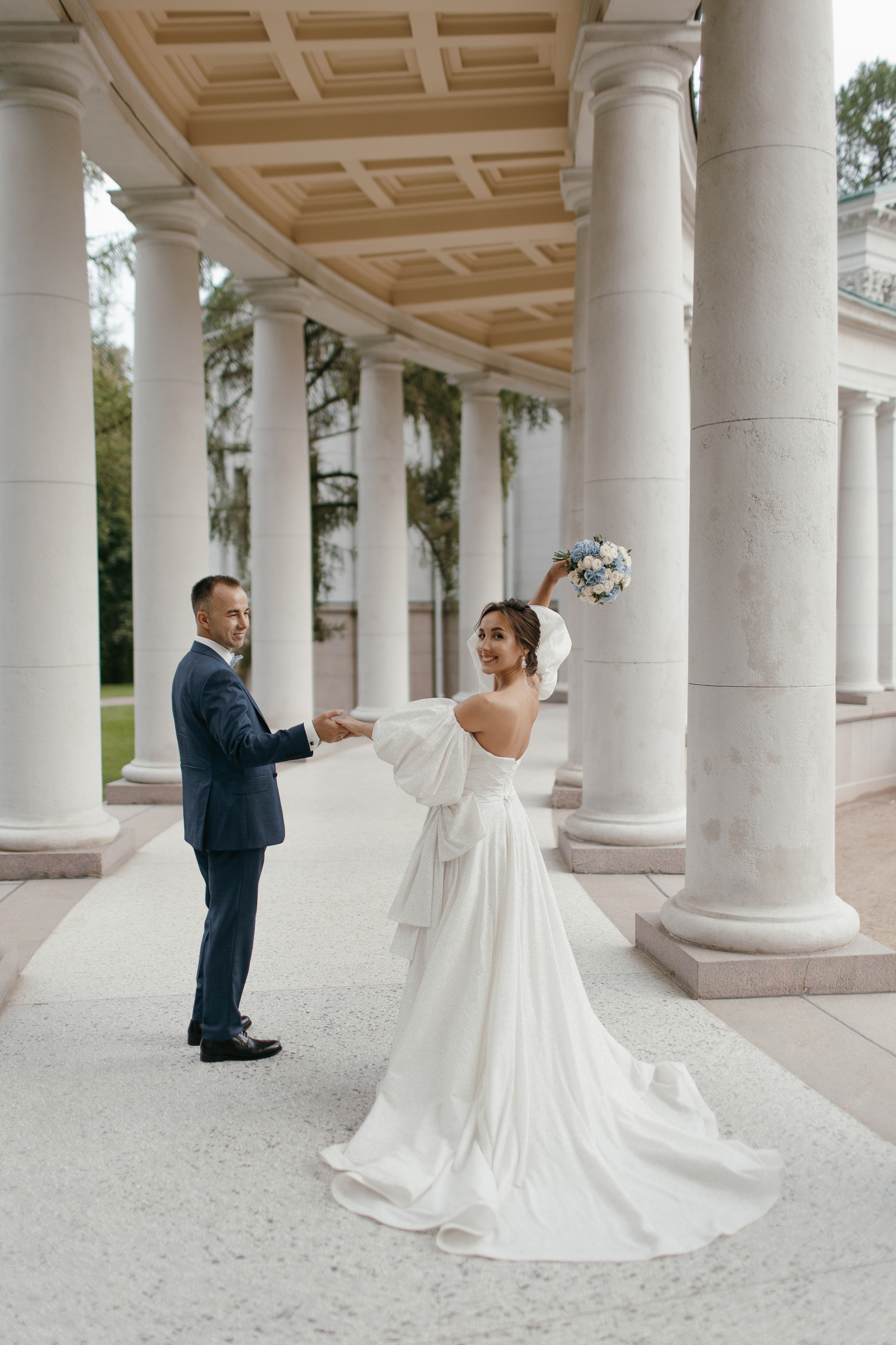 Улыбки и поцелуи. Свадебный фотограф — Ефимов Сергей