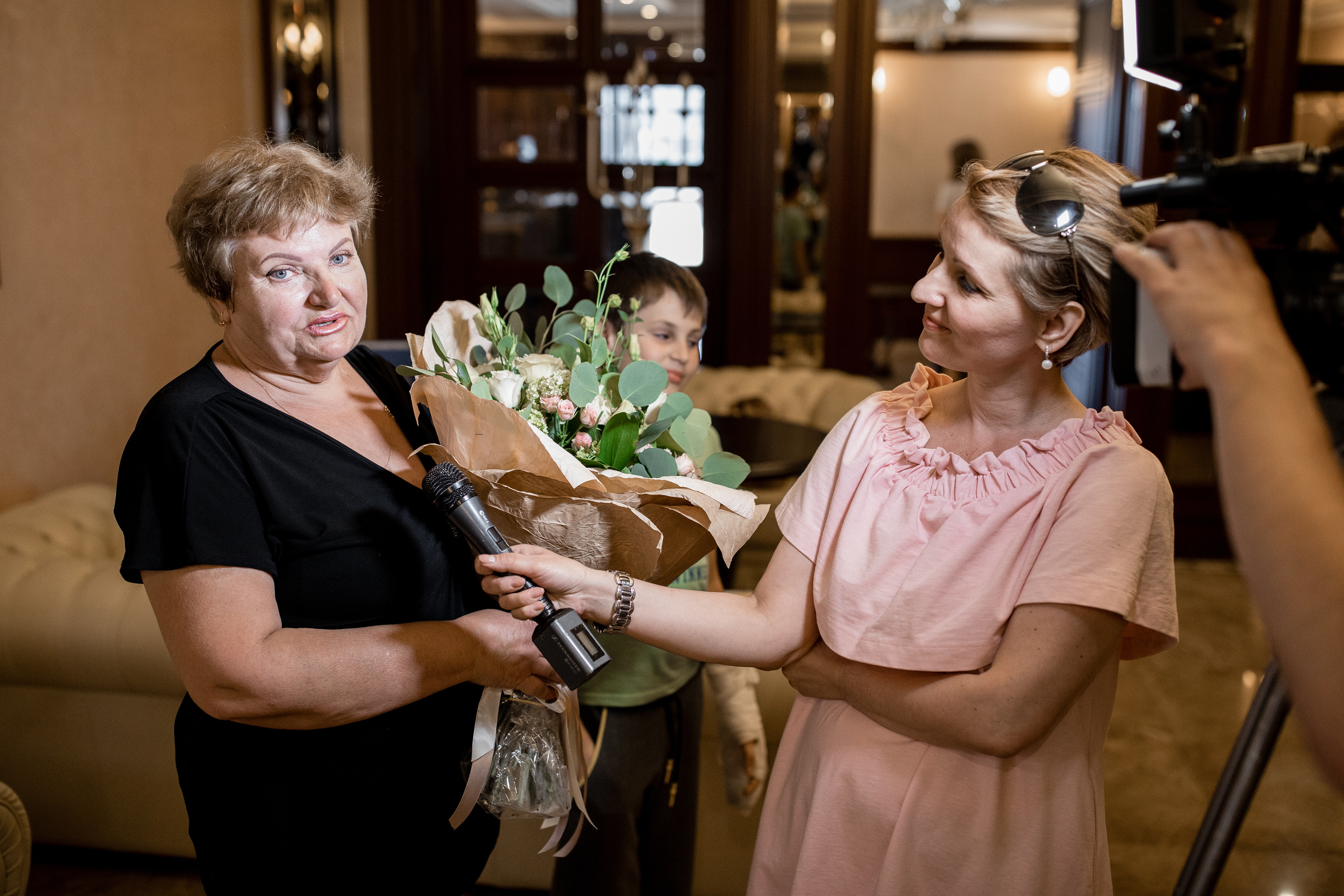 MRV 1 000 000 пассажир. Самый свадебный фотограф