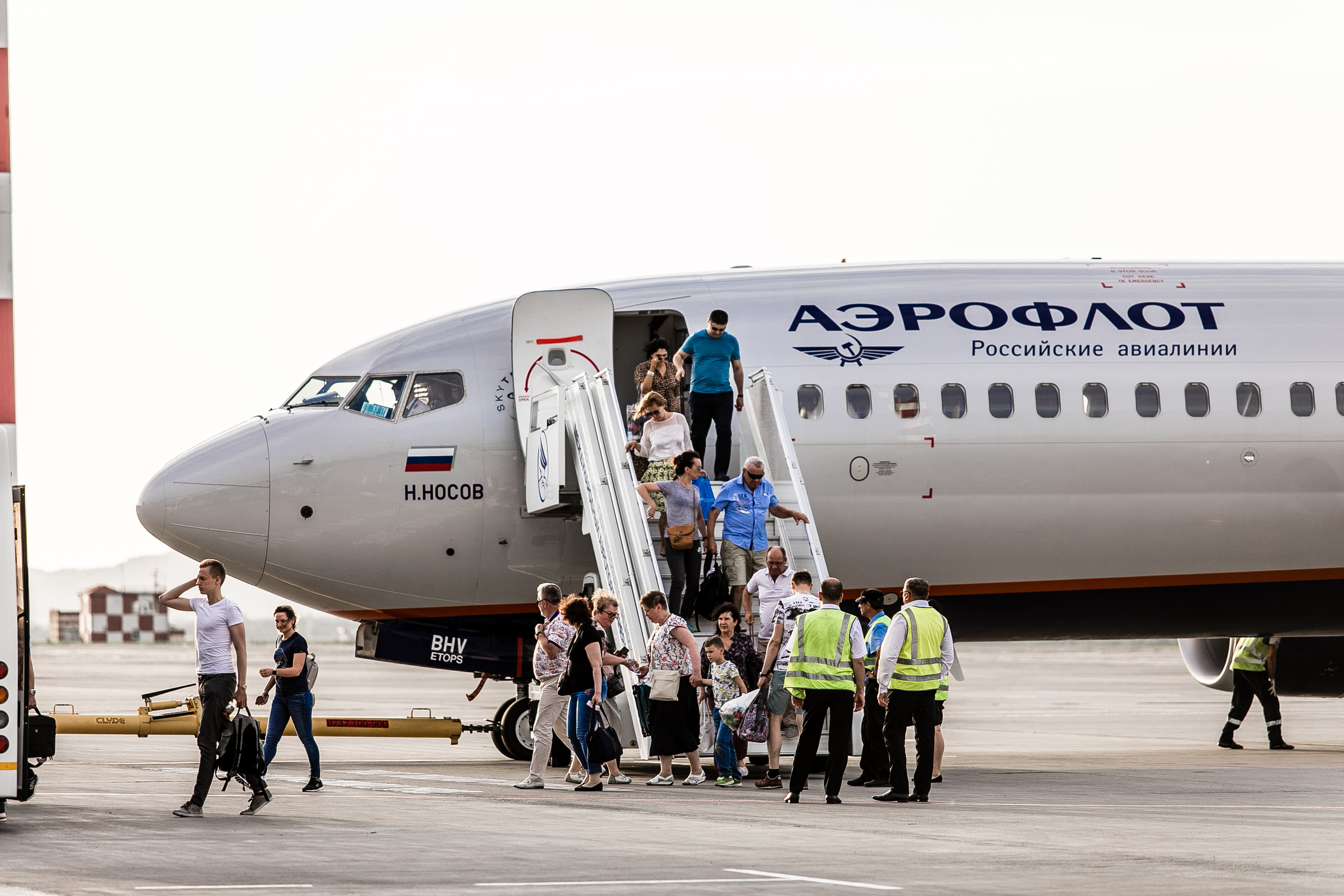 MRV 1 000 000 пассажир. Самый свадебный фотограф