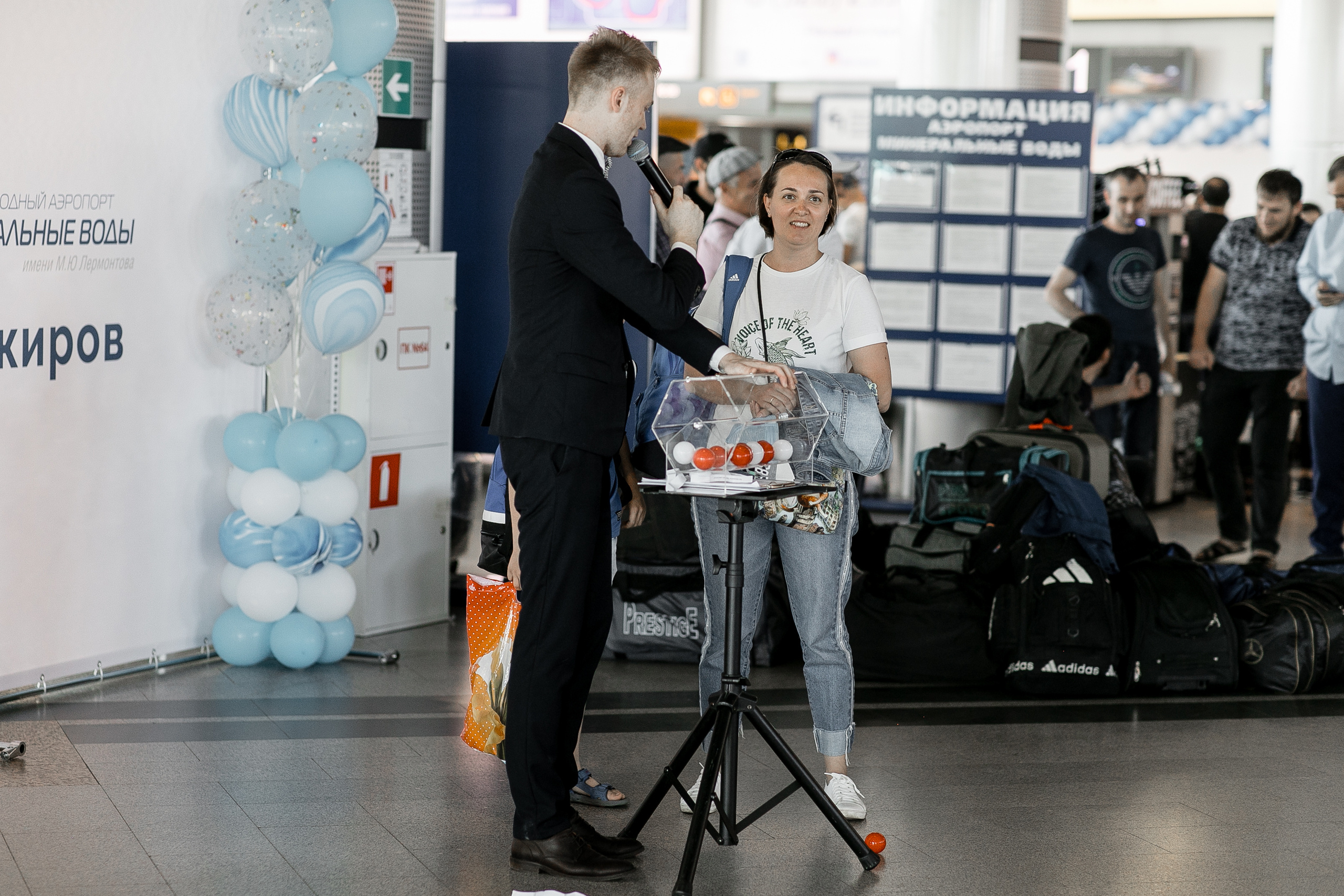 MRV 1 000 000 пассажир. Самый свадебный фотограф