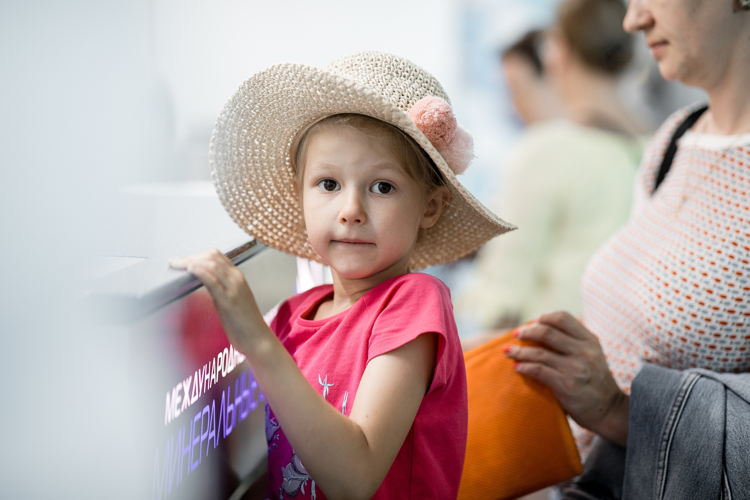 MRV 1 000 000 пассажир. Самый свадебный фотограф