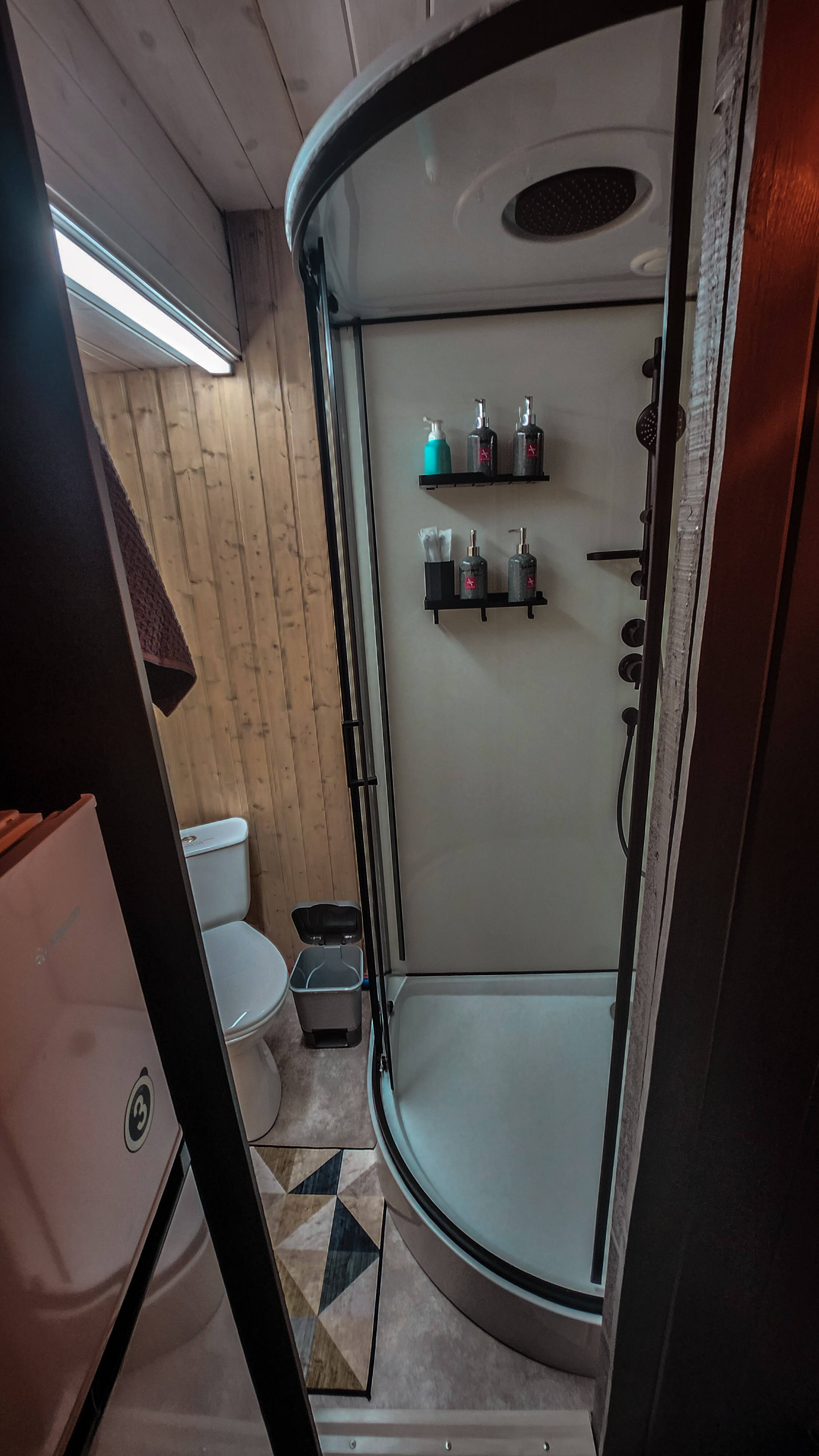 Геокупол фото. Вгости. Посуточная аренда дома во Владивостоке, баня с чаном. Теплый бассейн, геокупол. Аренда дома во Владивостоке, Надеждинском районе