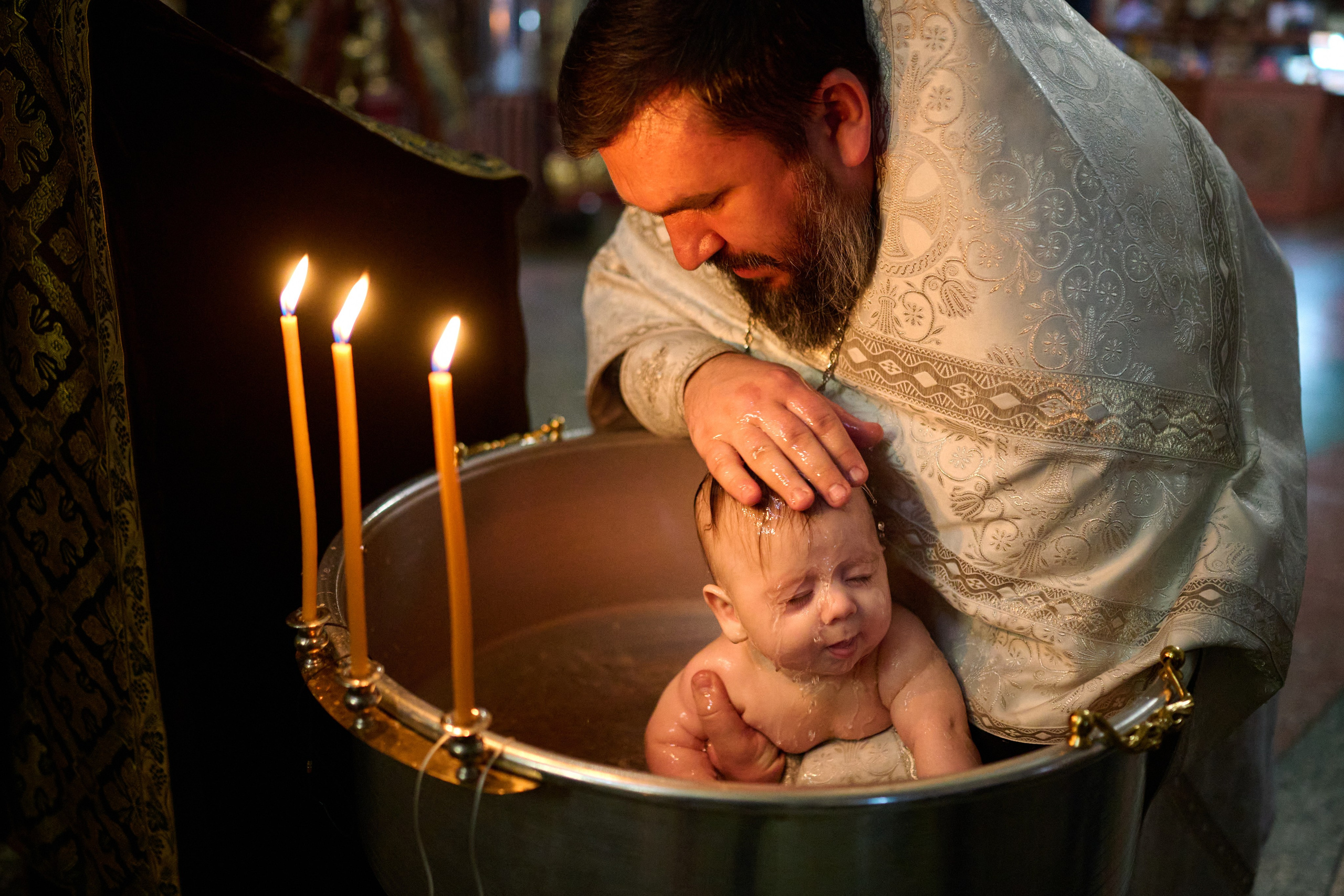 Фотосъемка крещения Саши. Профессиональный фотограф Старый Оскол, Губкин — свадьба, венчание, крещение, юбилей и день рождения