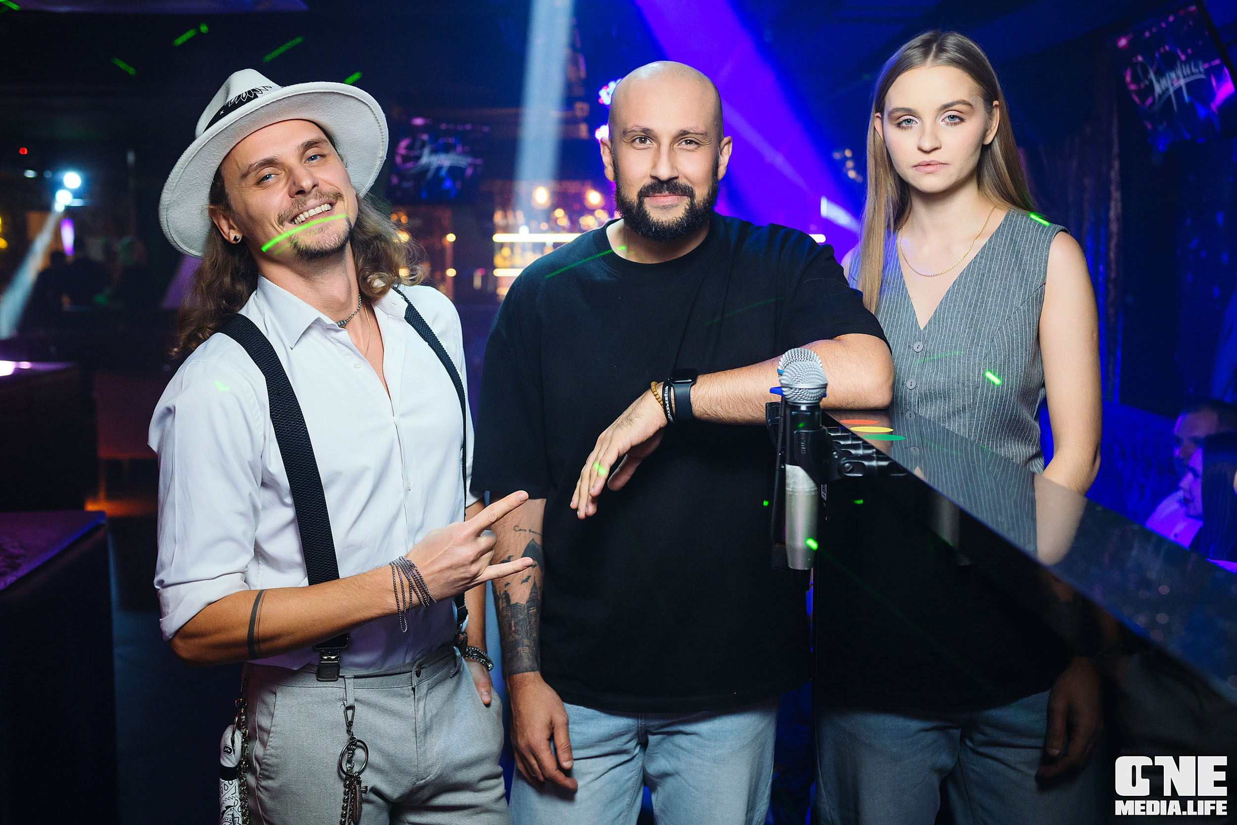 Фоторепортаж из караоке-клуба Эйфория. One Media Life: фоторепортажи, фотоотчеты с мероприятий и заведений