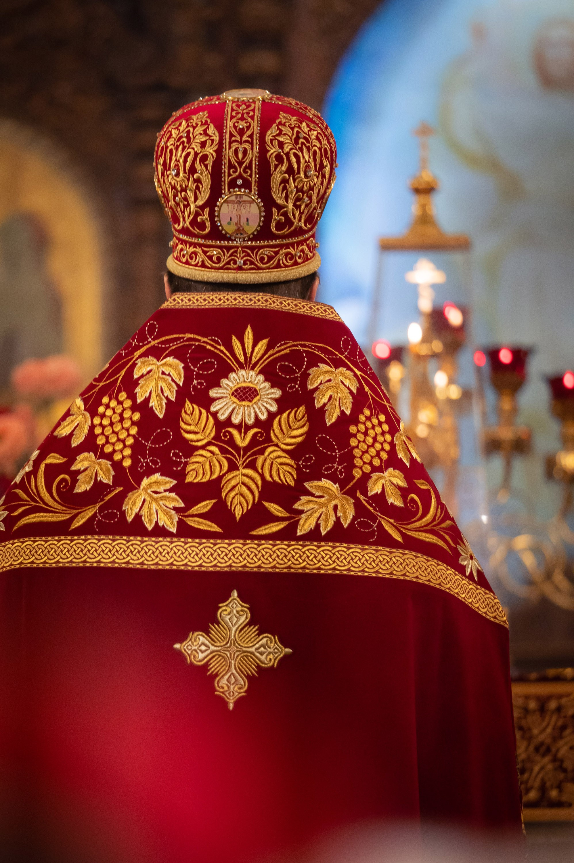 Богородский храм. Пасха. Полунощница, Божественная литургия. Антон и Татьяна Денисенко — В храме