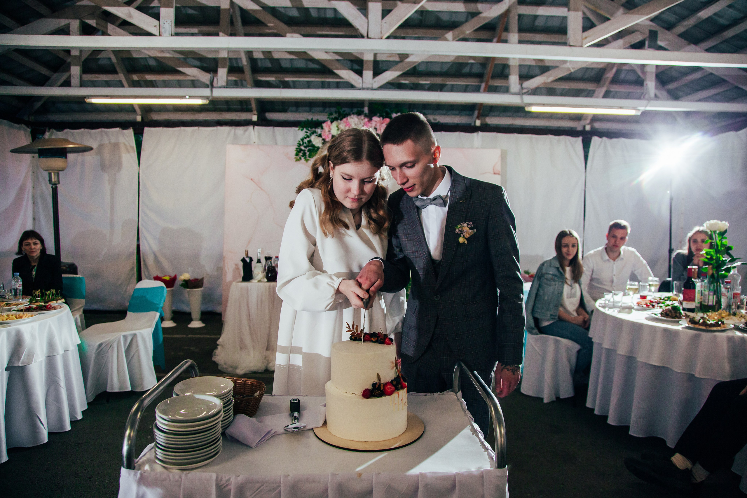 Солнечный. Свадебный фотограф в Екатеринбурге Полевской Соликамск