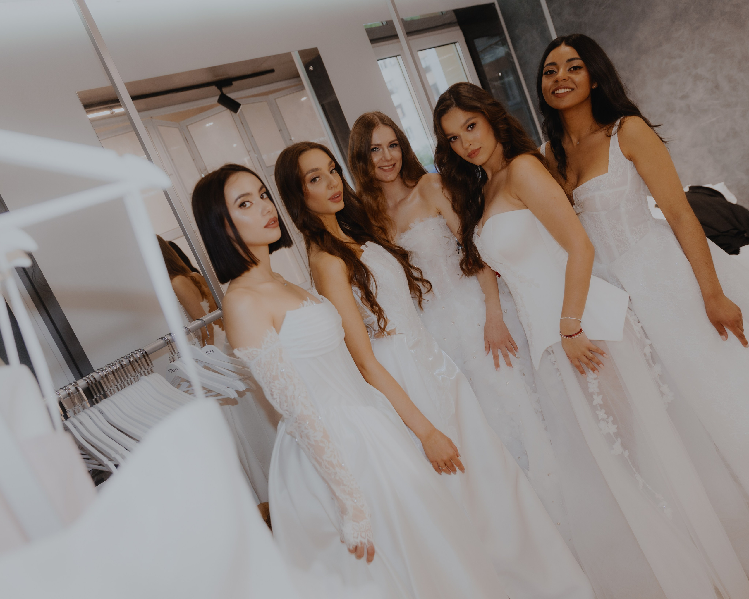 Открытие свадебного салона VISHA. Свадебные фотографы в Гомеле и Минске Сергей и Анастасия Фещенок