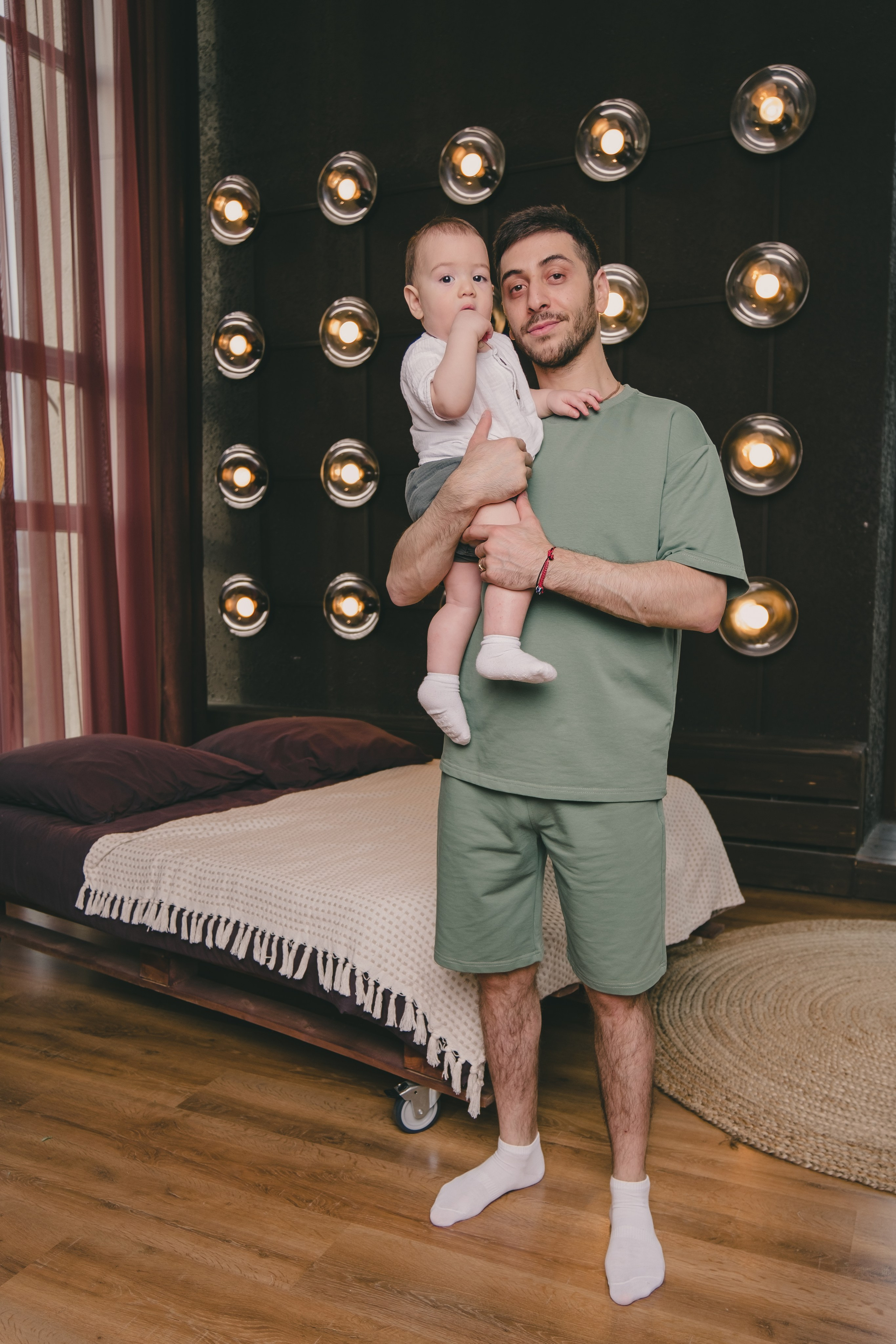 Семейная фотосессия на 1 год сыну. Свадебный и семейный фотограф Анастасия Зырянкина