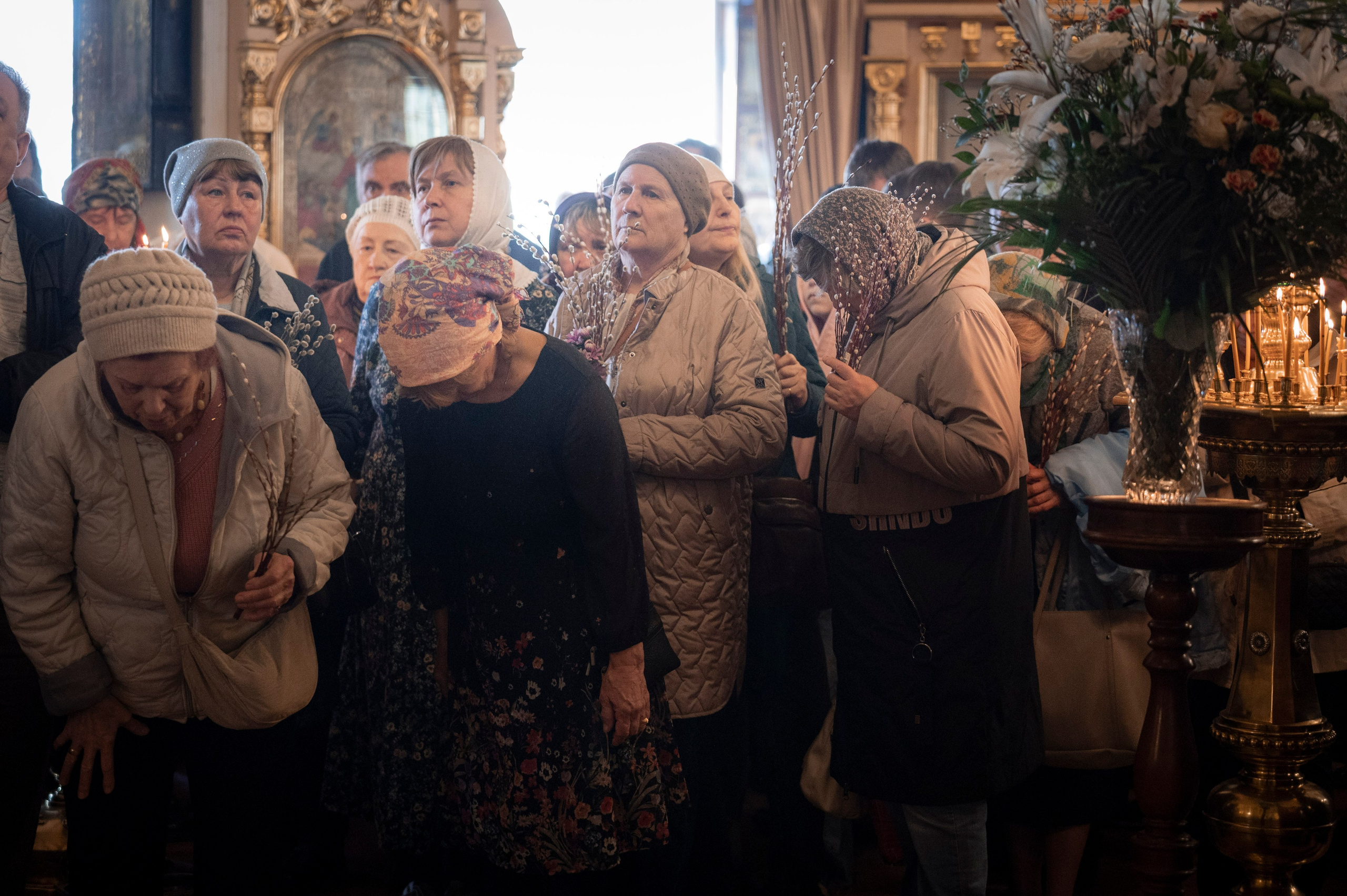 Богородский храм. Вход Господень в Иерусалим. Божественная литургия. Антон и Татьяна Денисенко — В храме