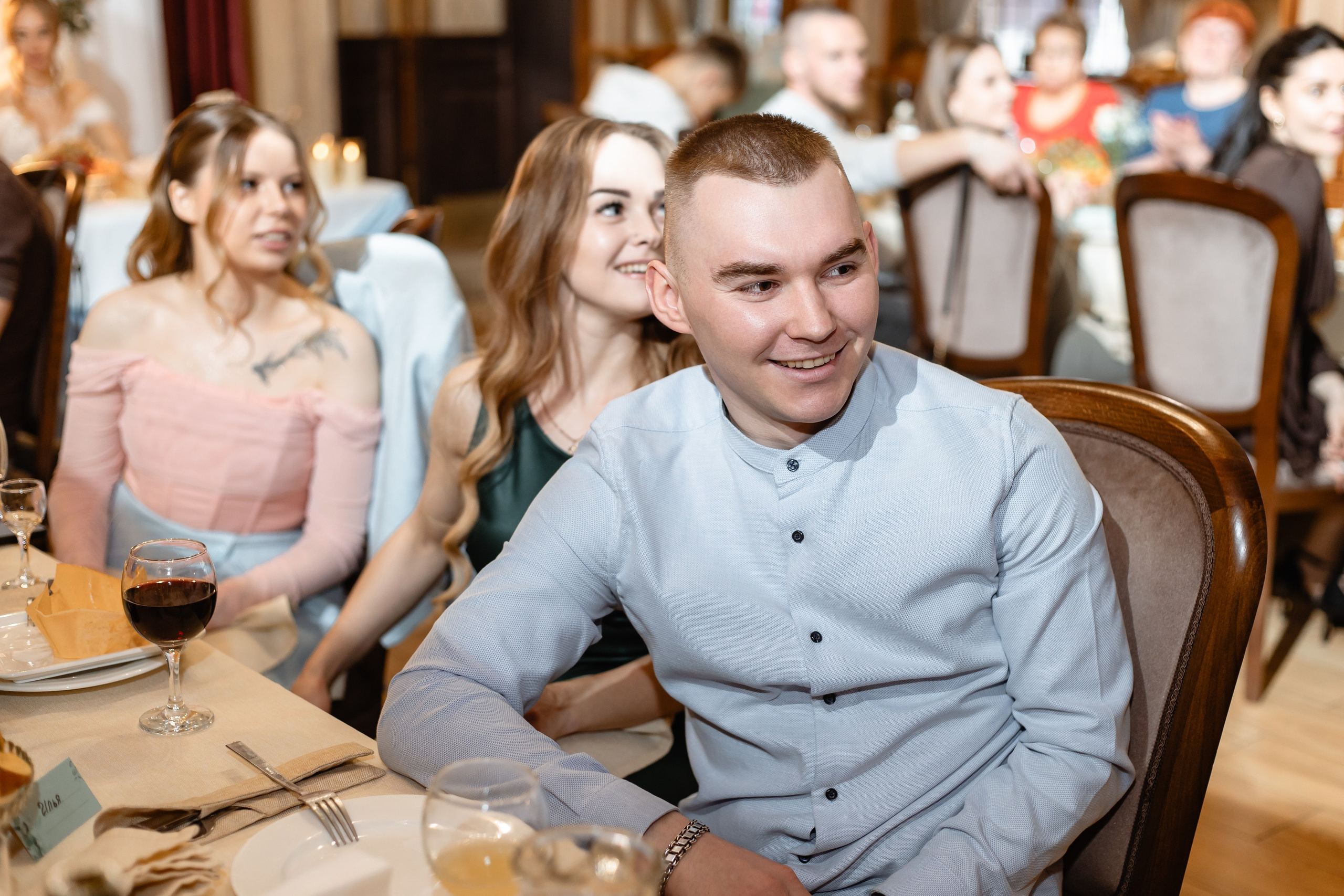 Анонс свадебных фотографий Вики и Александра. Фотограф Михаил Александров