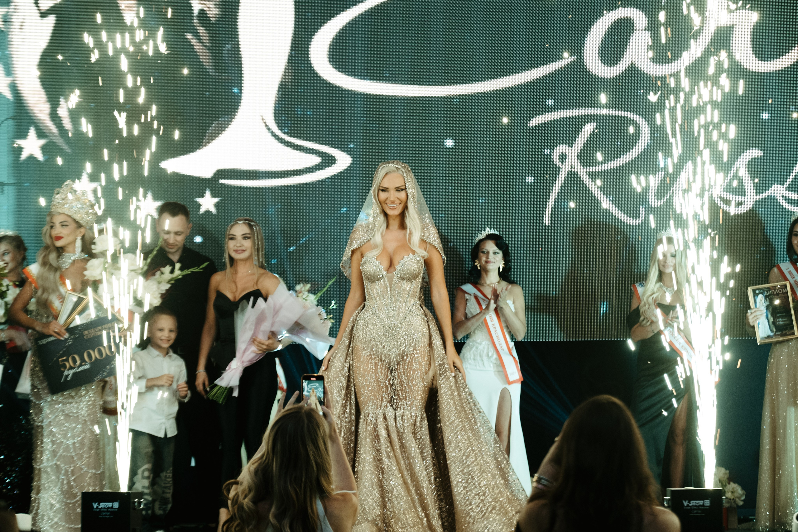 Мисс и Миссис Россия Земли Краснодар 2025 программа. Свадебный и репортажной фотограф Денис Ожигин в Краснодаре и Краснодарском крае