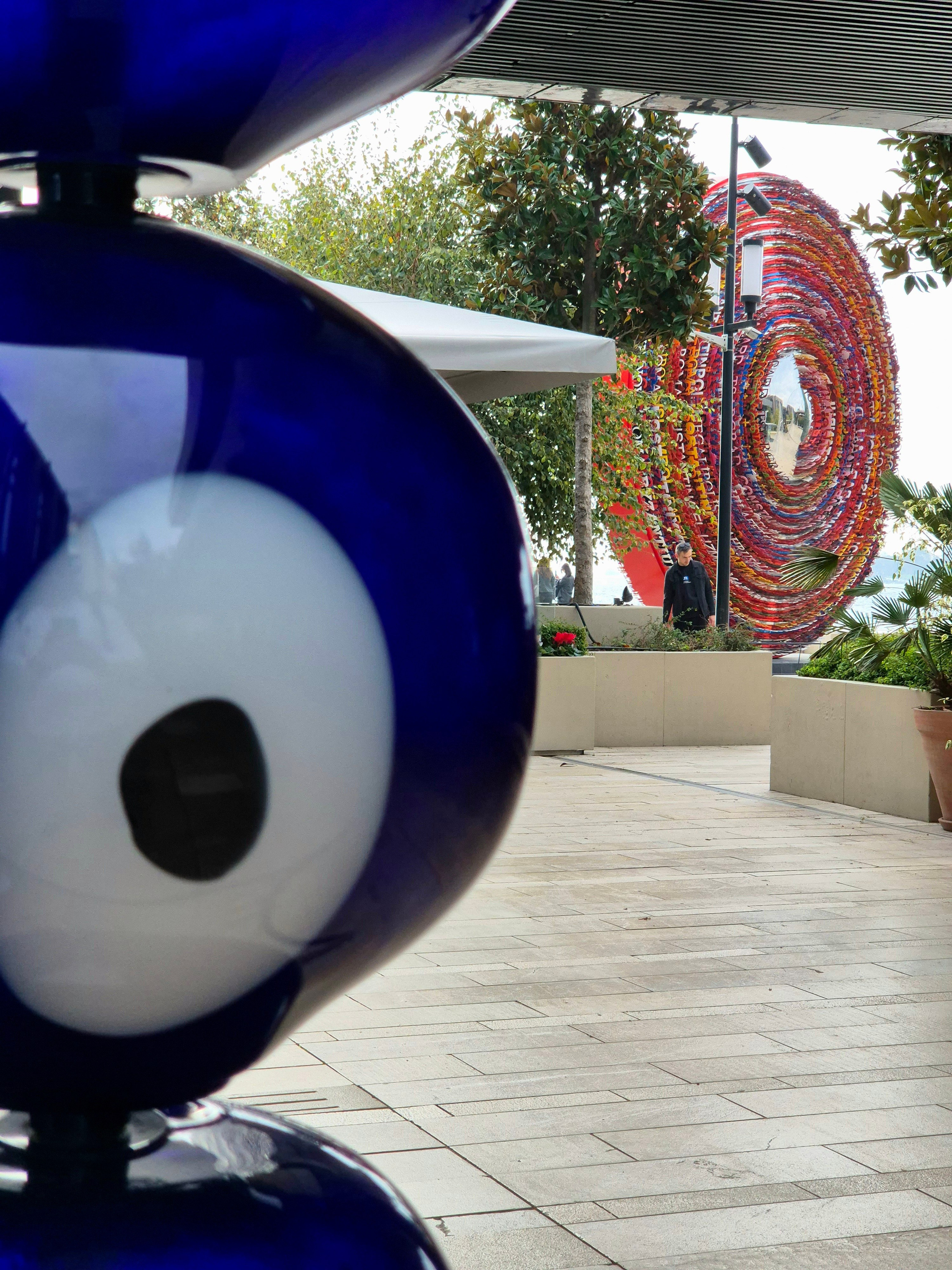 Синий глаз - популярный турецкий оберег от сглаза, приносящий удачу