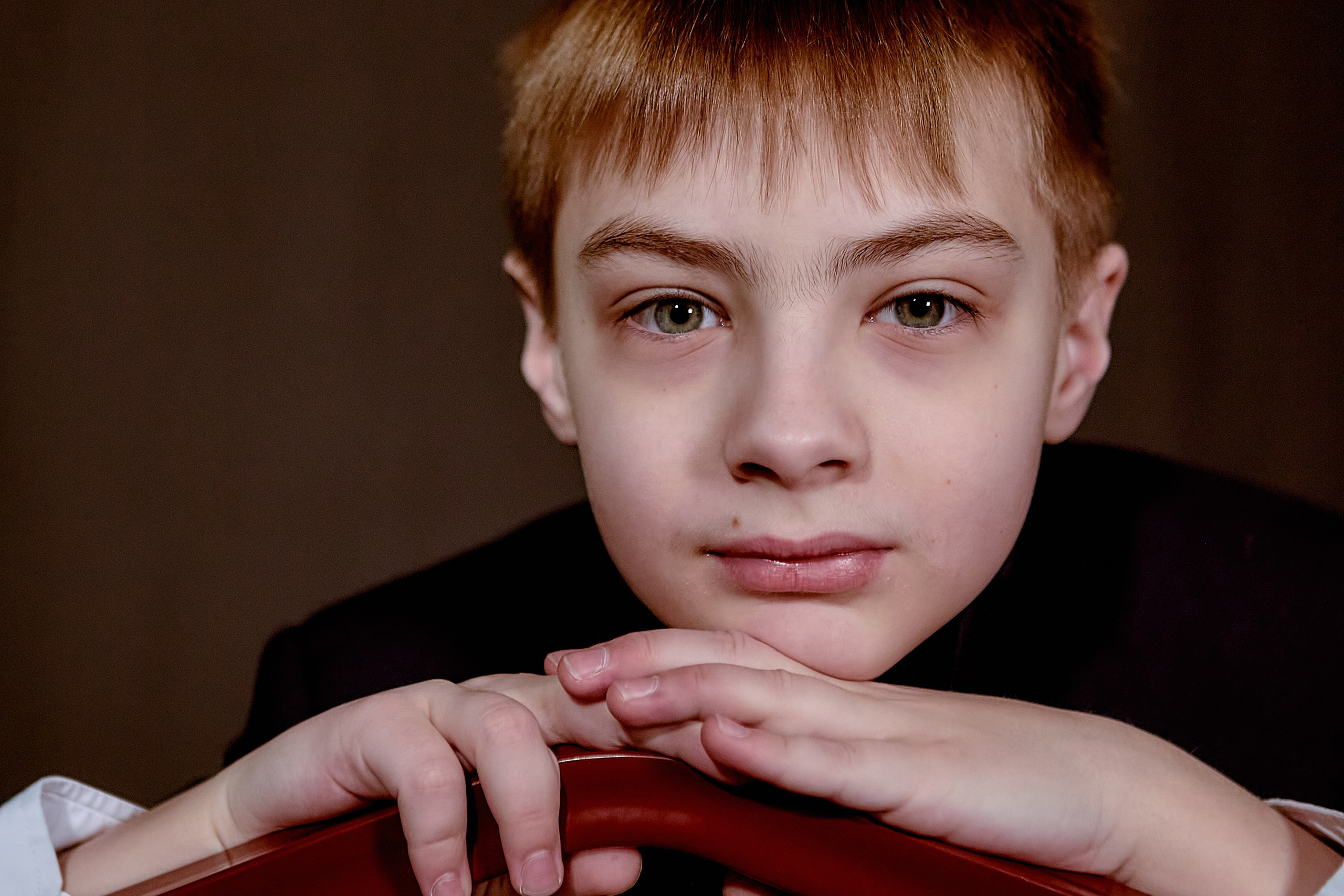 Портрет  крупным планом. Школьники выпускники. Фотокнига школьнику