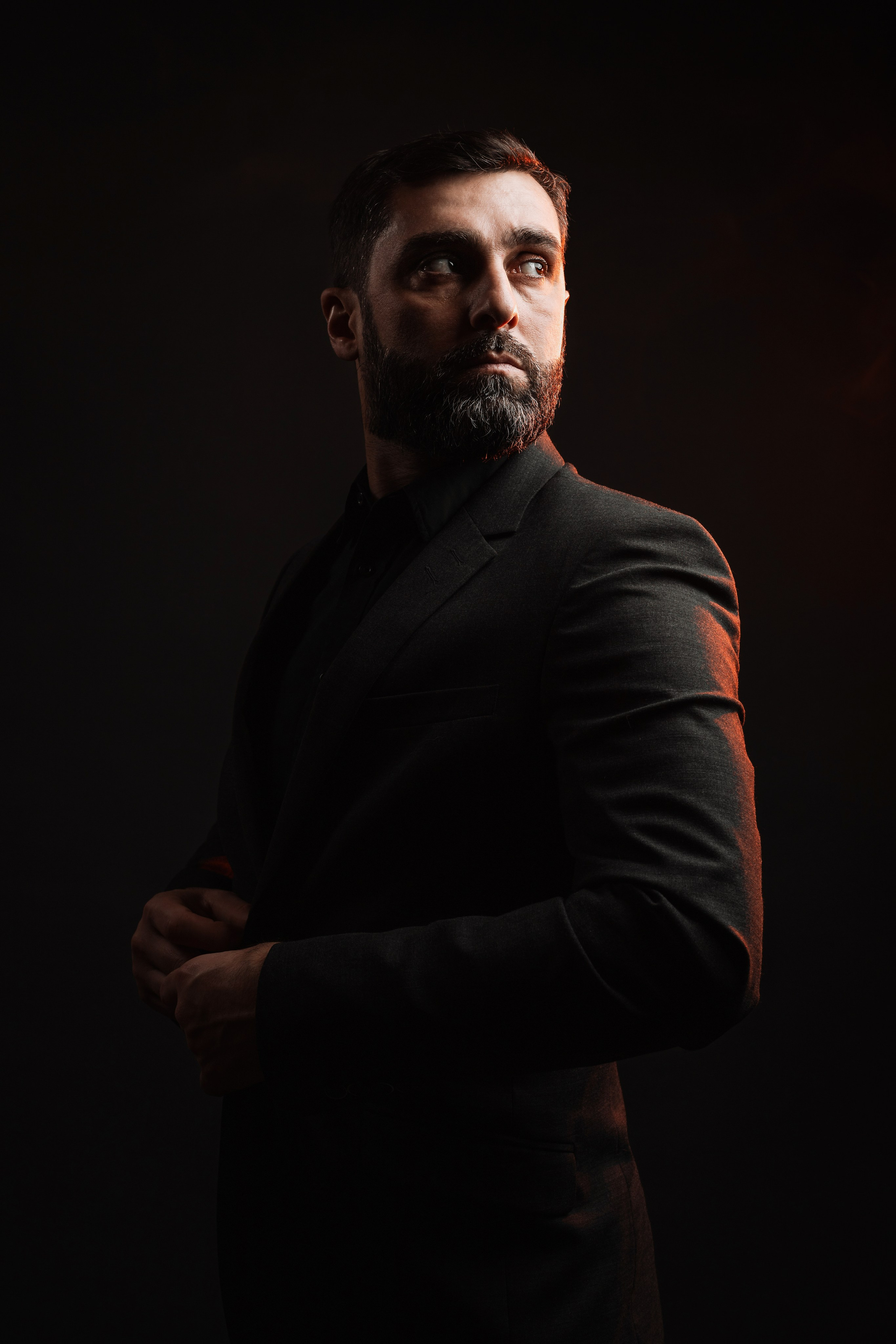 Студийный и свадебный фотограф в Грозном Махашев Харон