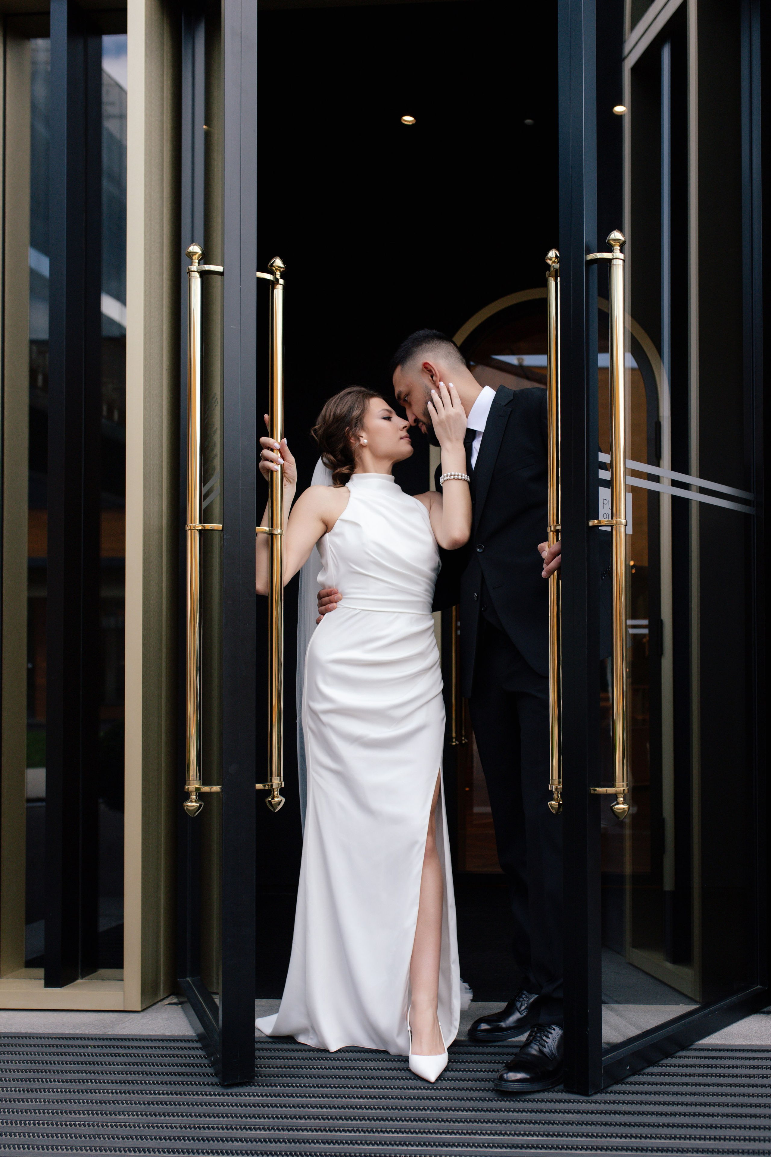 Амир и Алина. Главная