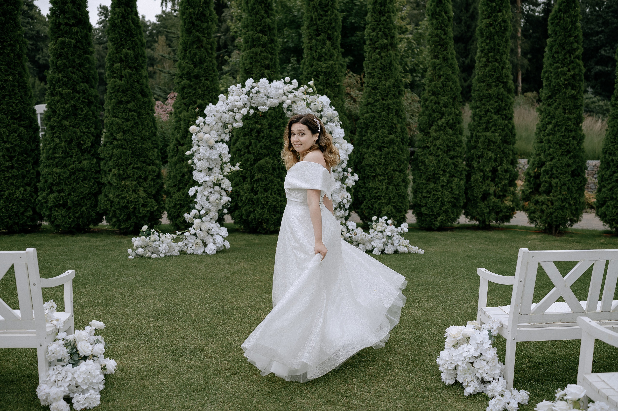 Свадебная фотосессия и выездная регистрация в Artiland. Свадебный фотограф Москва — Сергей и Татьяна