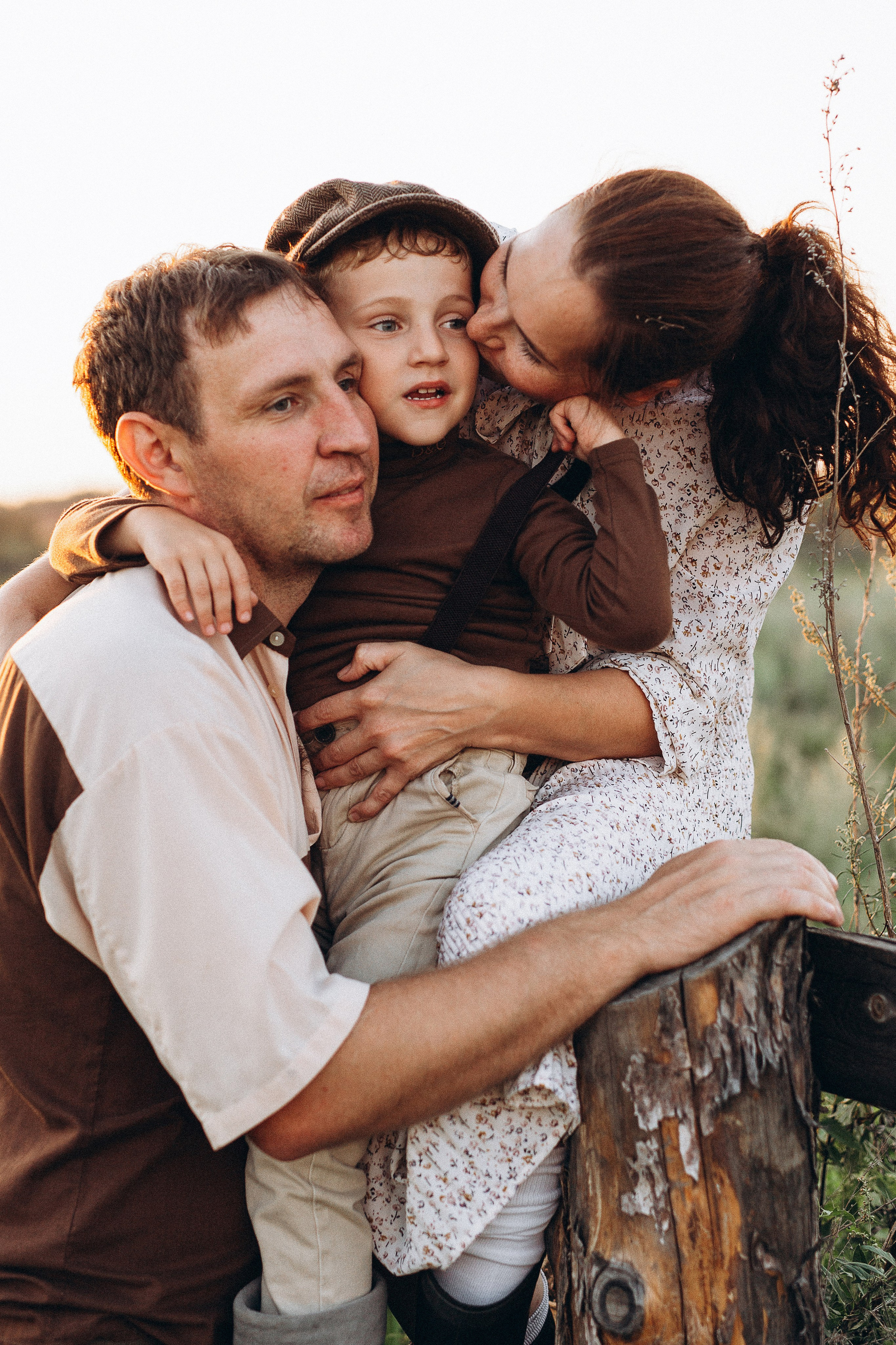 Даша, Денис, Макс, сибирское лето в деревне. Семейный фотограф в Москве Марина Петра