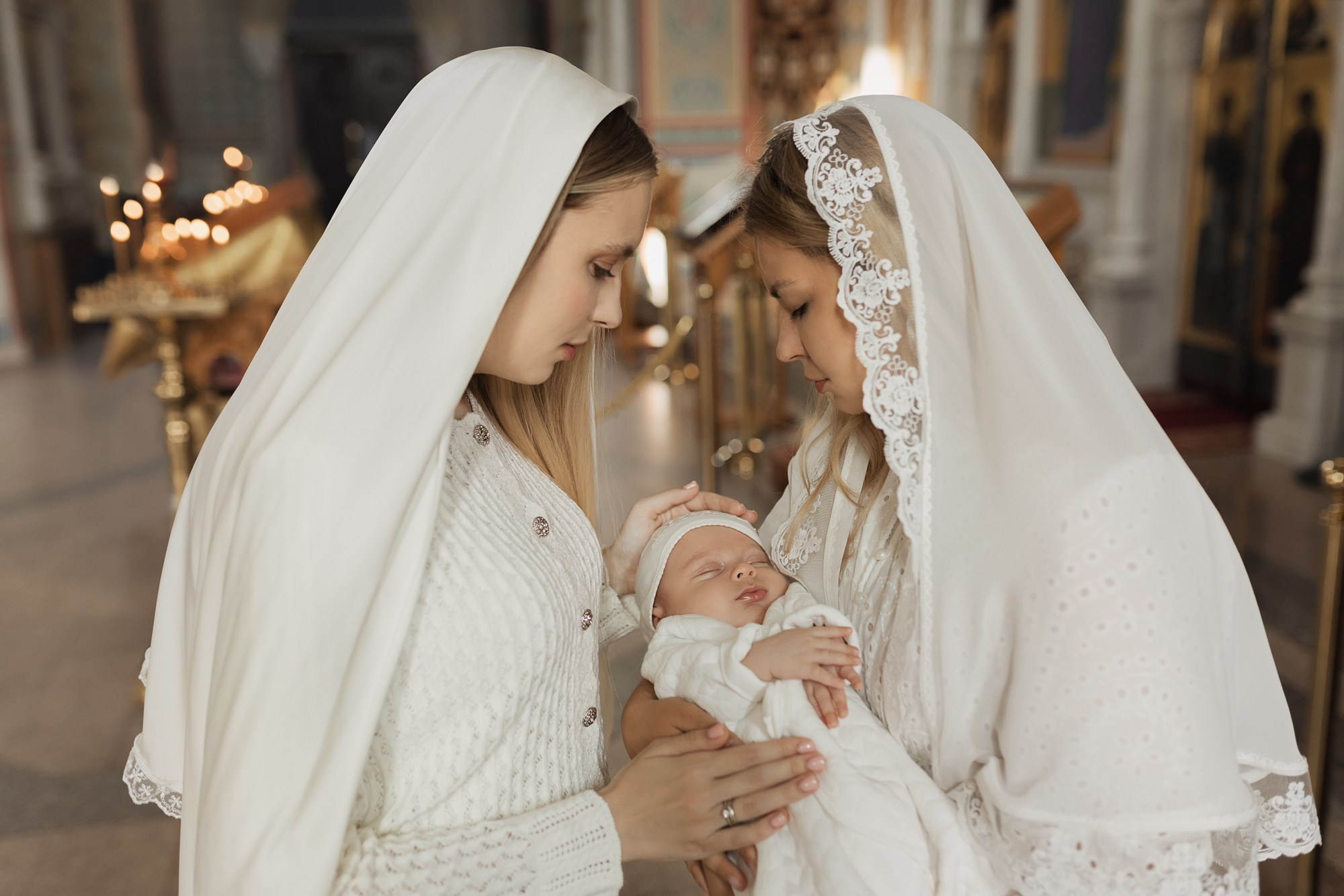 Фотосессия на крещение в Москве в Сергия радонежского в Солнцево. Фотограф на Крещение, Венчание в Москве Ирина Шамина
